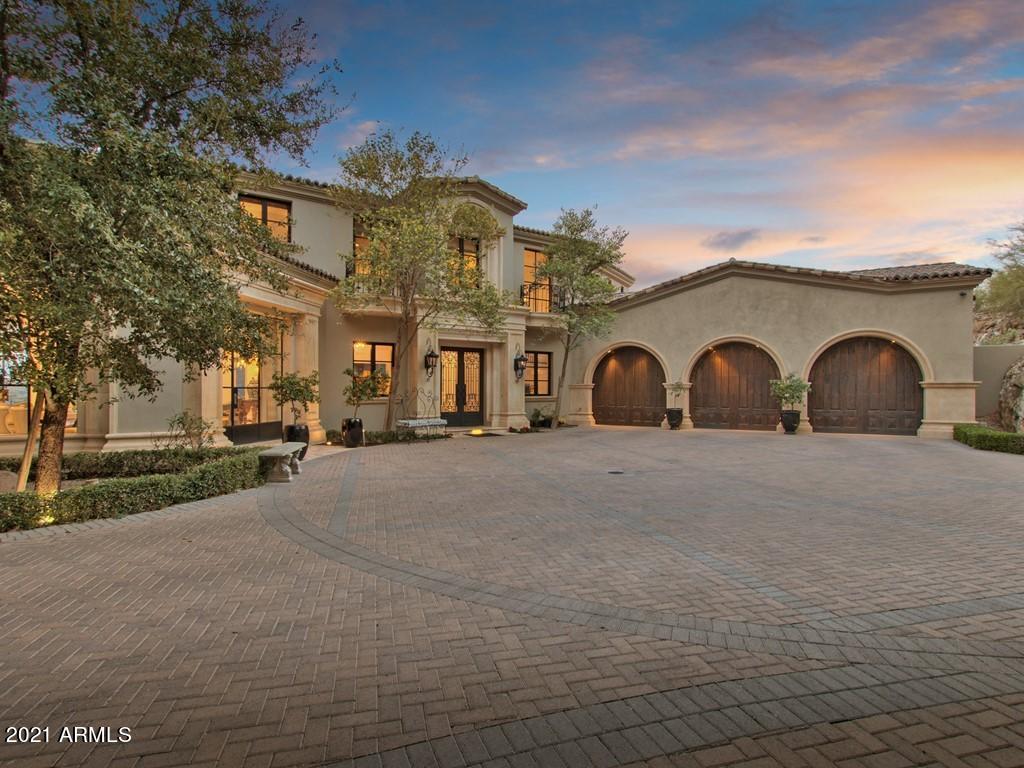 CLUB ESTATES - Residential