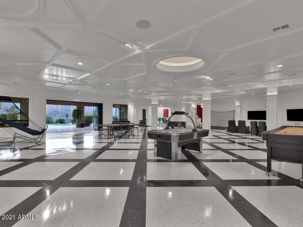 CLUB ESTATES - Residential
