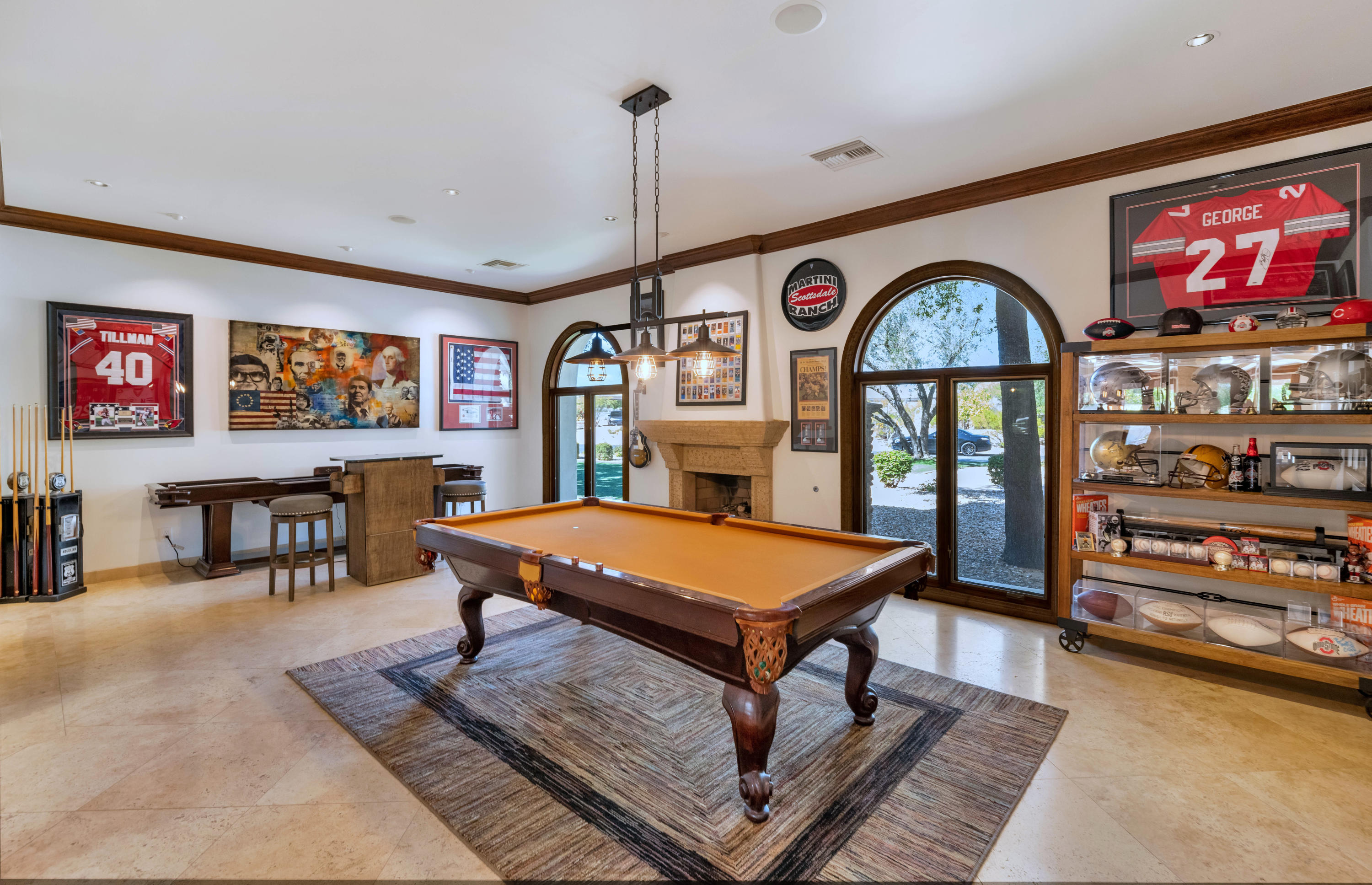BRET HILLS - Residential