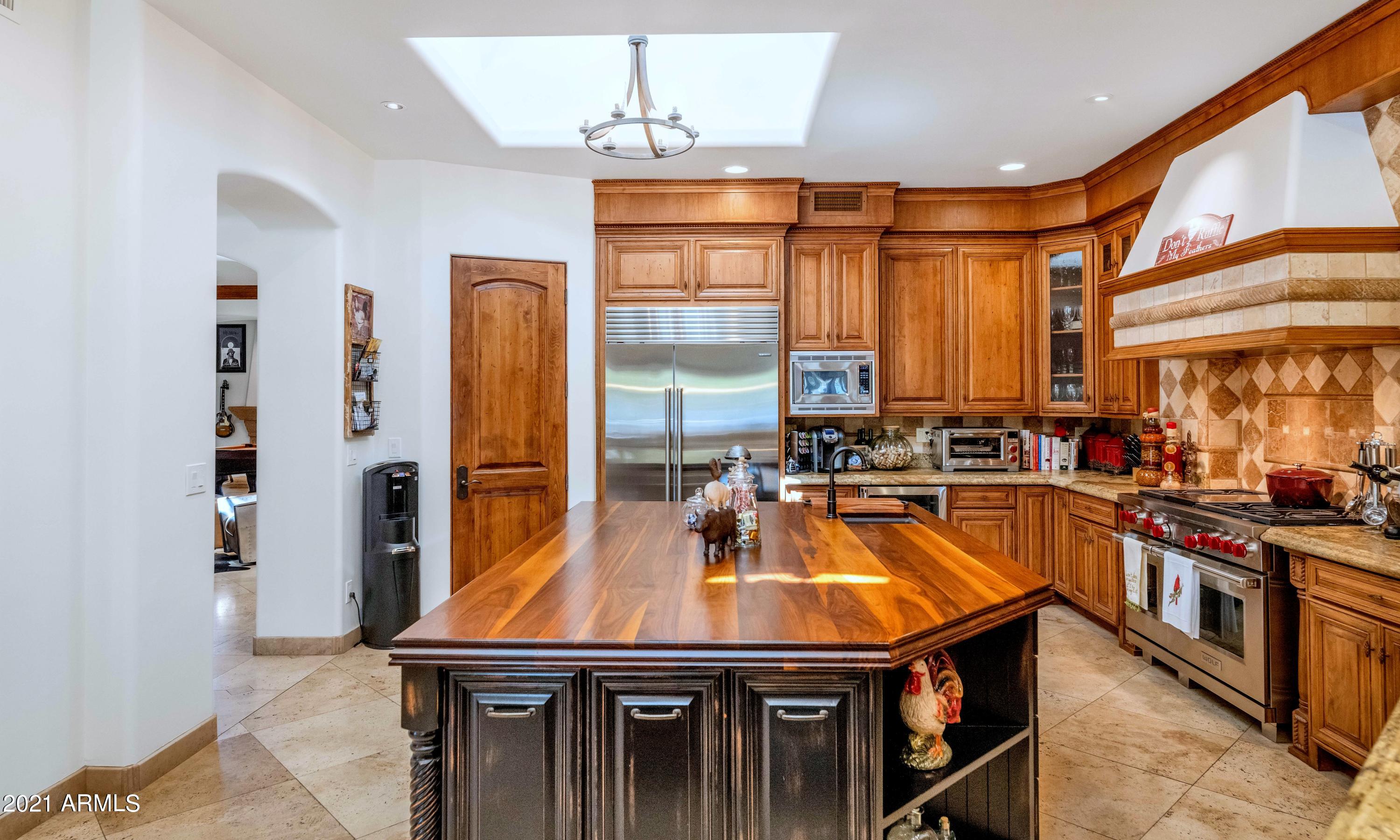 BRET HILLS - Residential