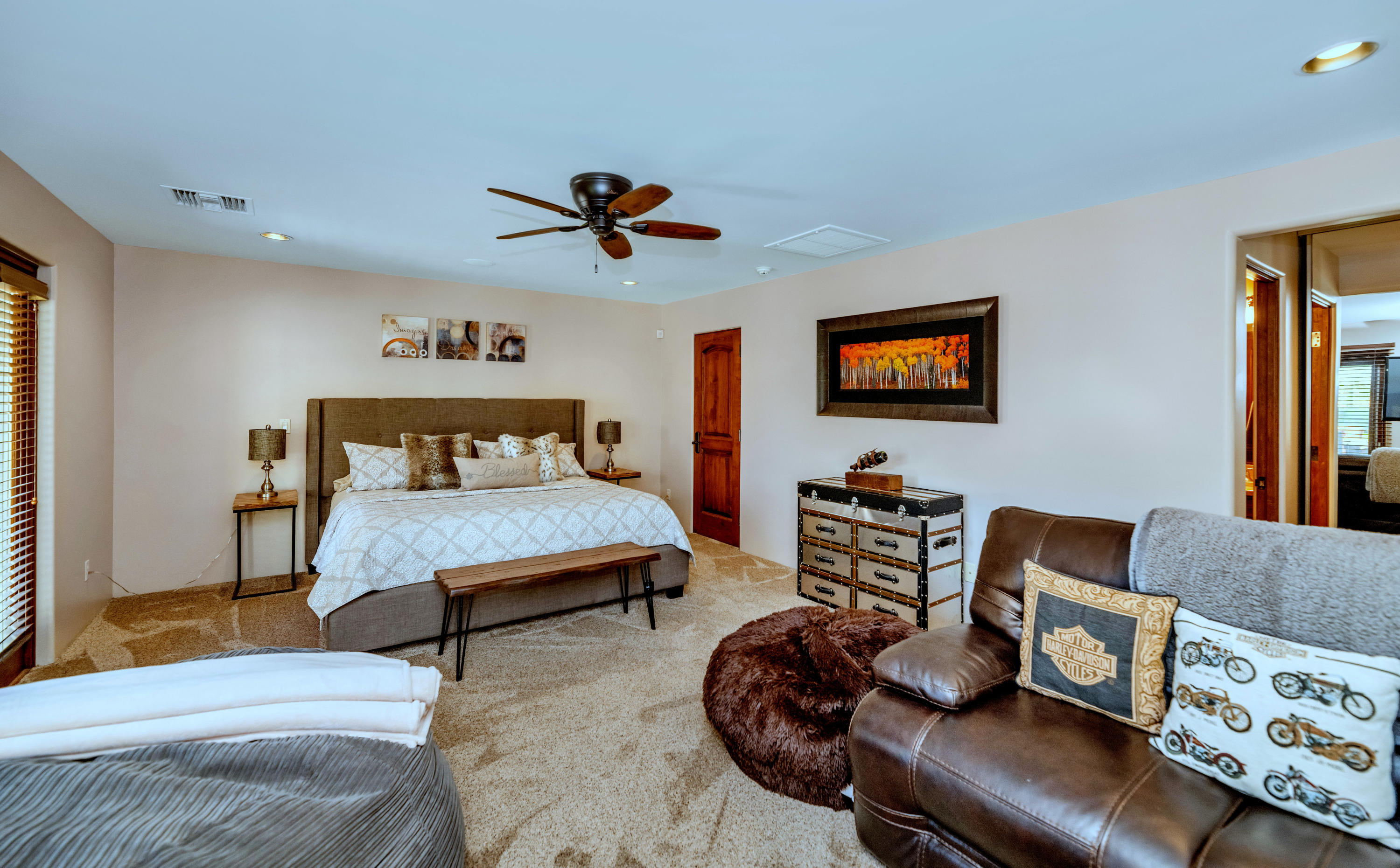 BRET HILLS - Residential