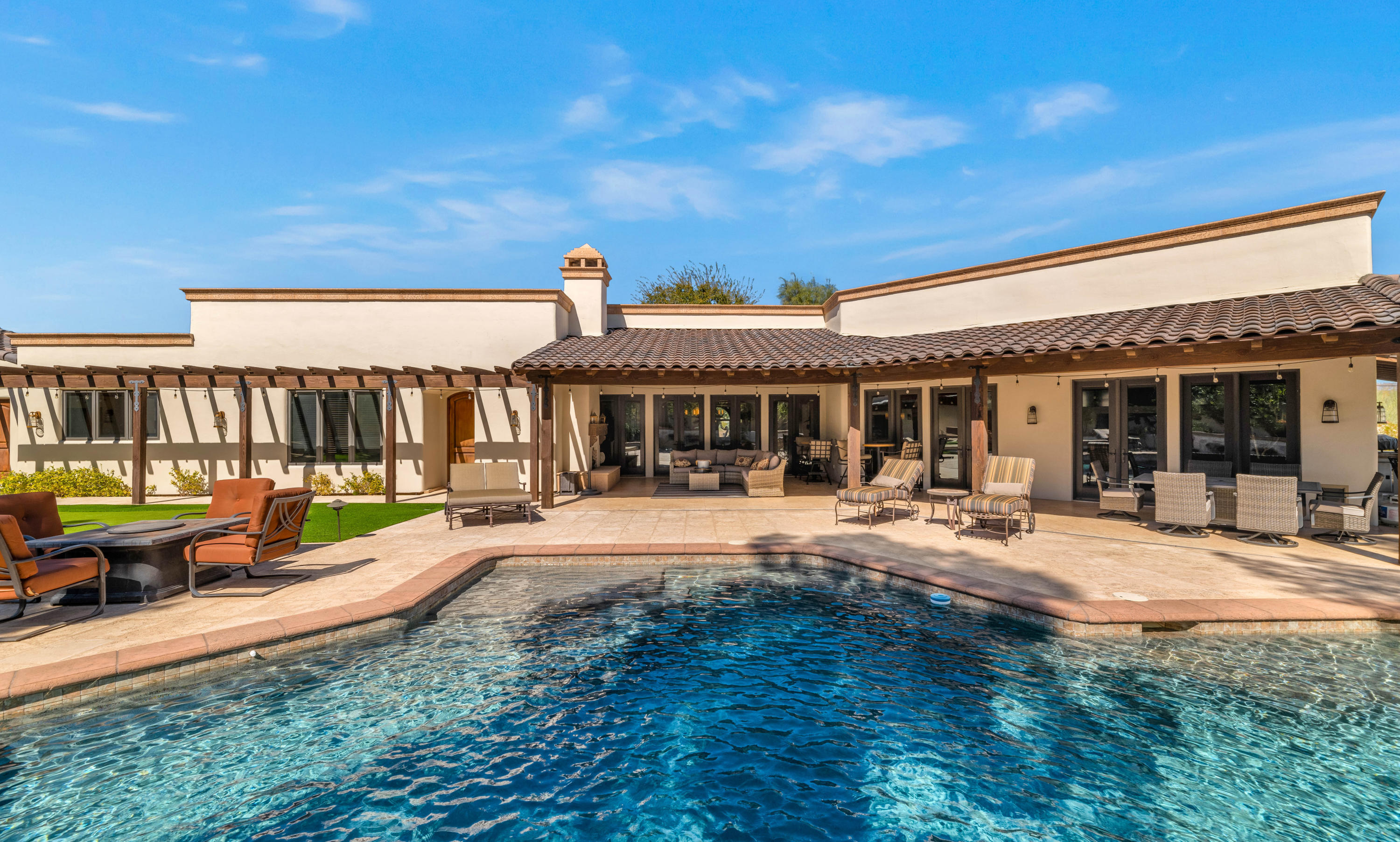 BRET HILLS - Residential