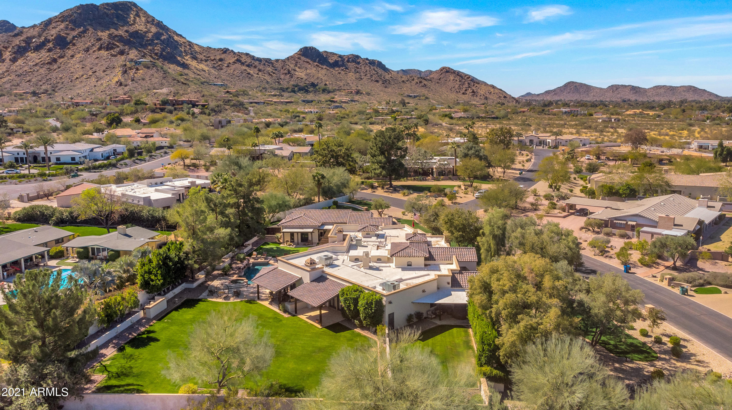 BRET HILLS - Residential