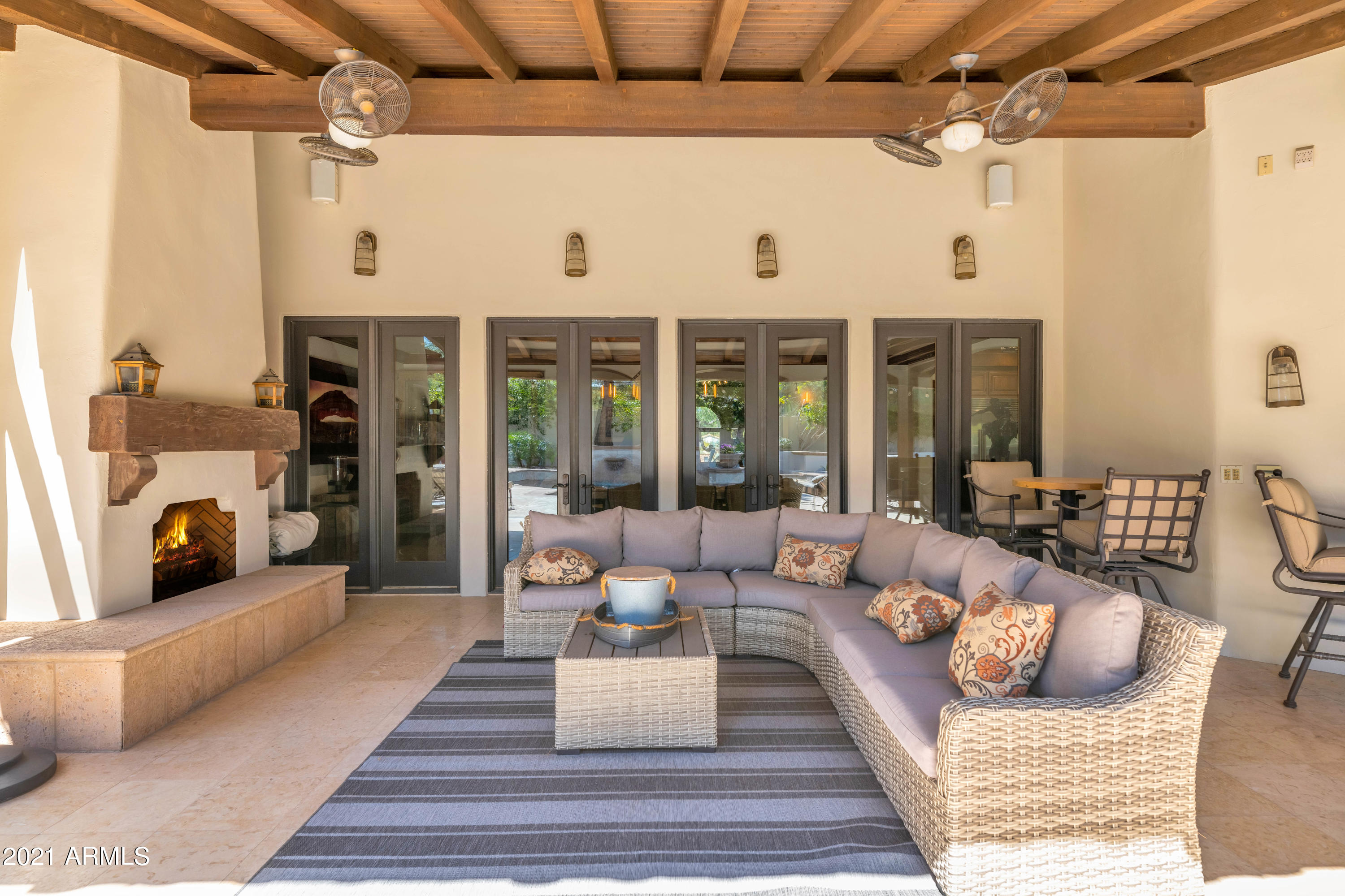BRET HILLS - Residential