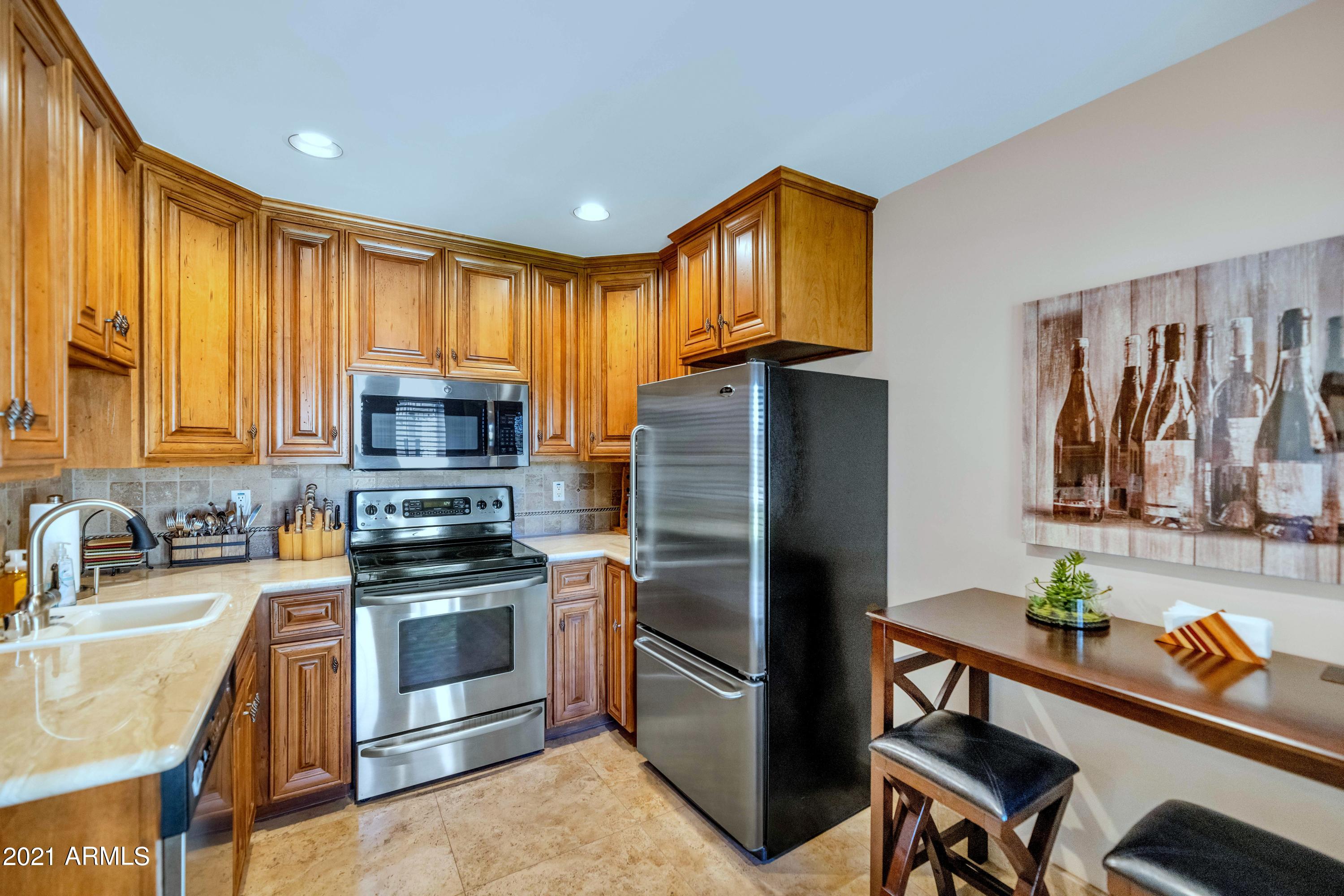 BRET HILLS - Residential