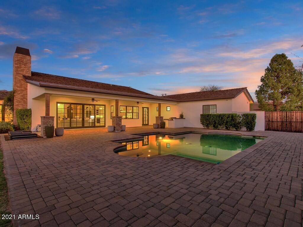FAIRLANE - Residential