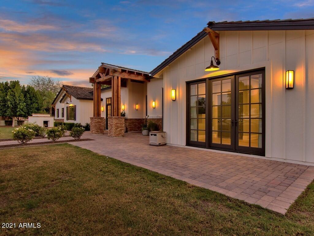 FAIRLANE - Residential