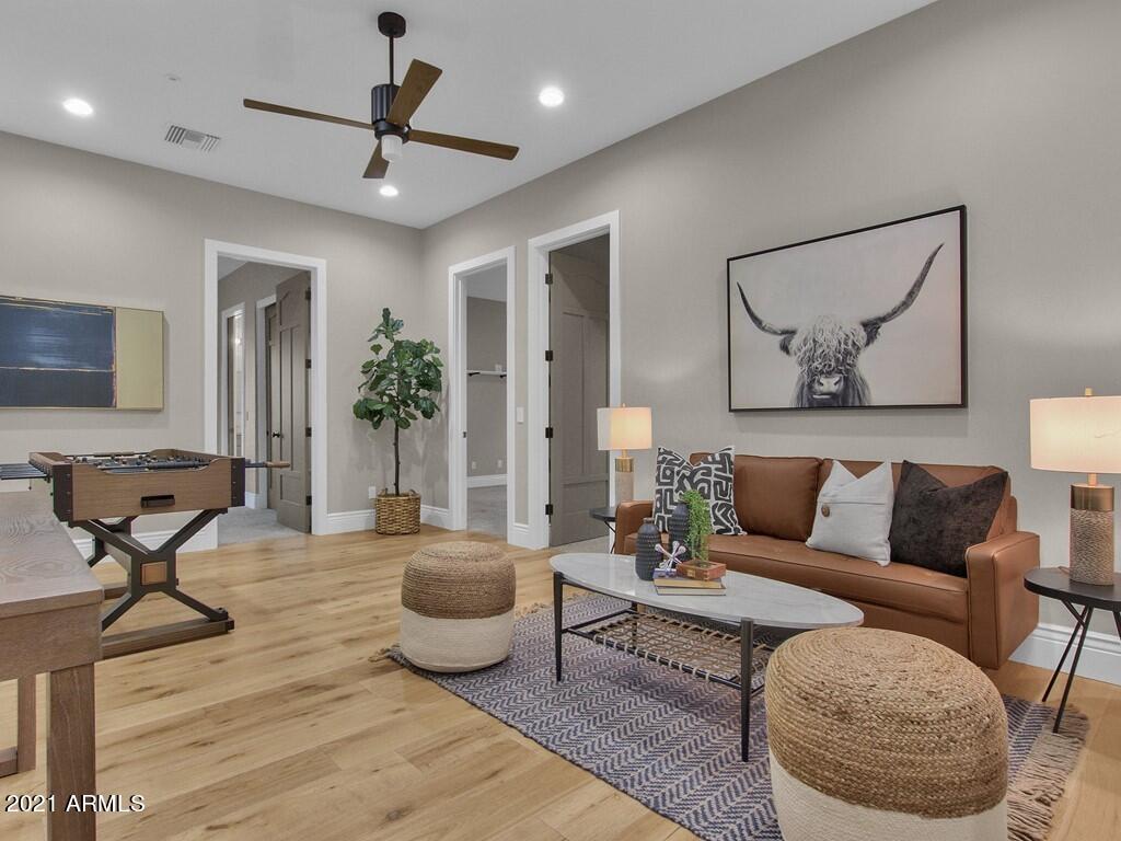 FAIRLANE - Residential