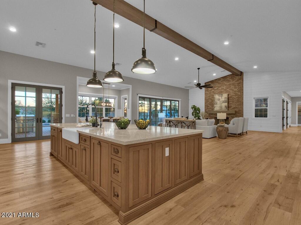 FAIRLANE - Residential