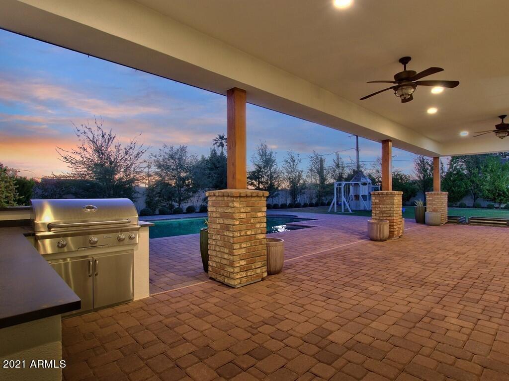 FAIRLANE - Residential