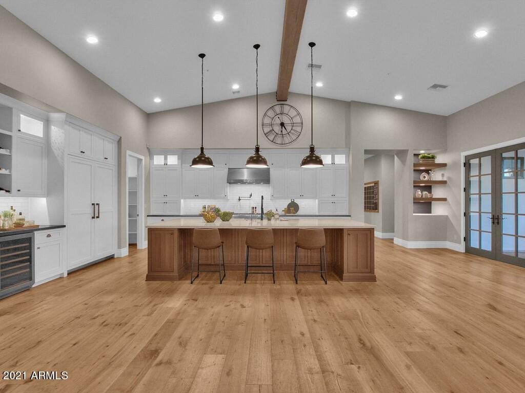 FAIRLANE - Residential