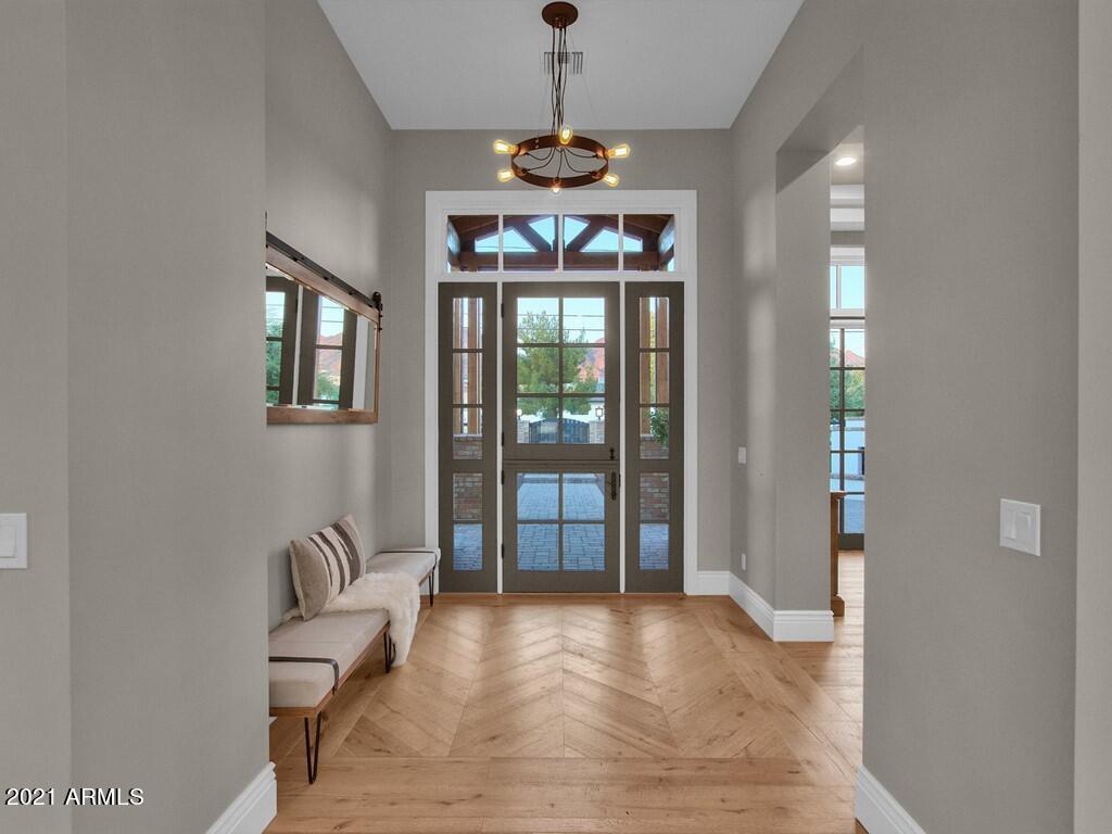 FAIRLANE - Residential