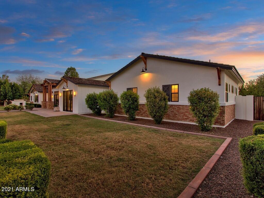 FAIRLANE - Residential