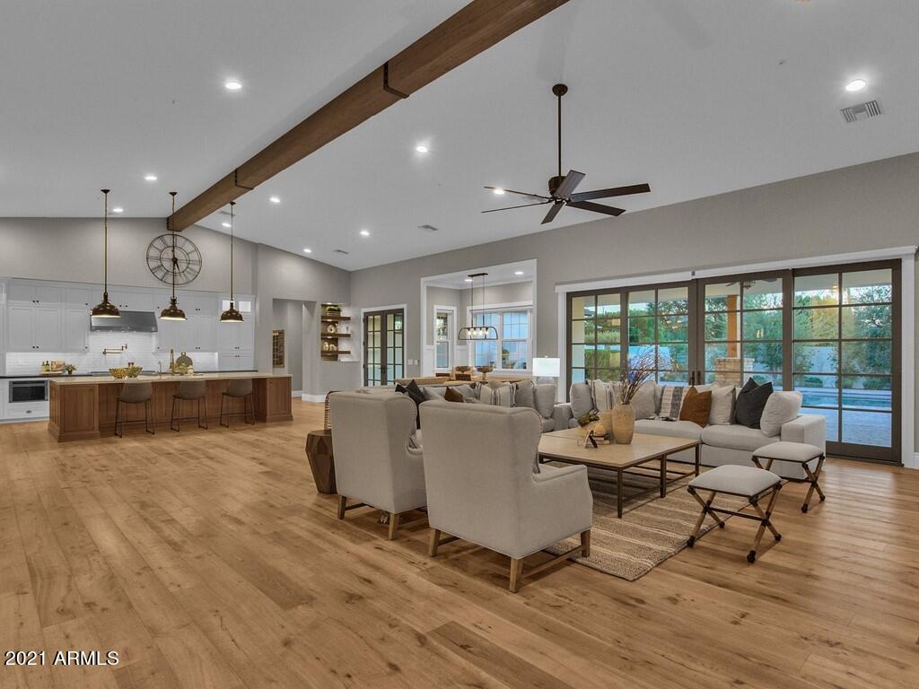 FAIRLANE - Residential