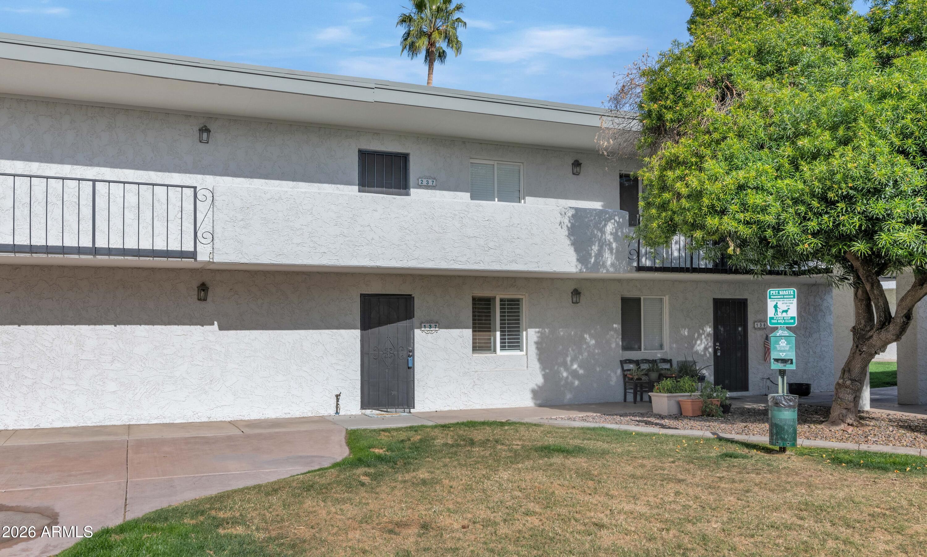 CIENTO CONDOMINIUMS - Residential