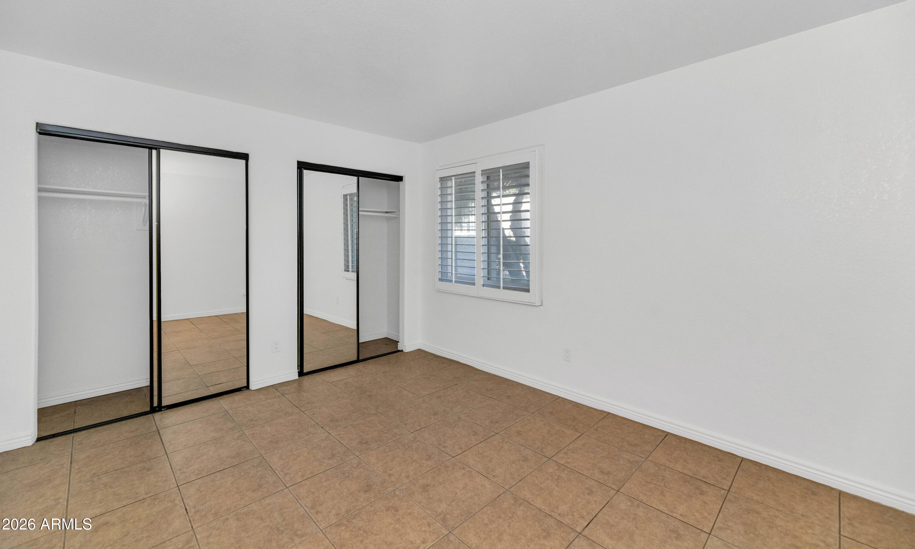 CIENTO CONDOMINIUMS - Residential
