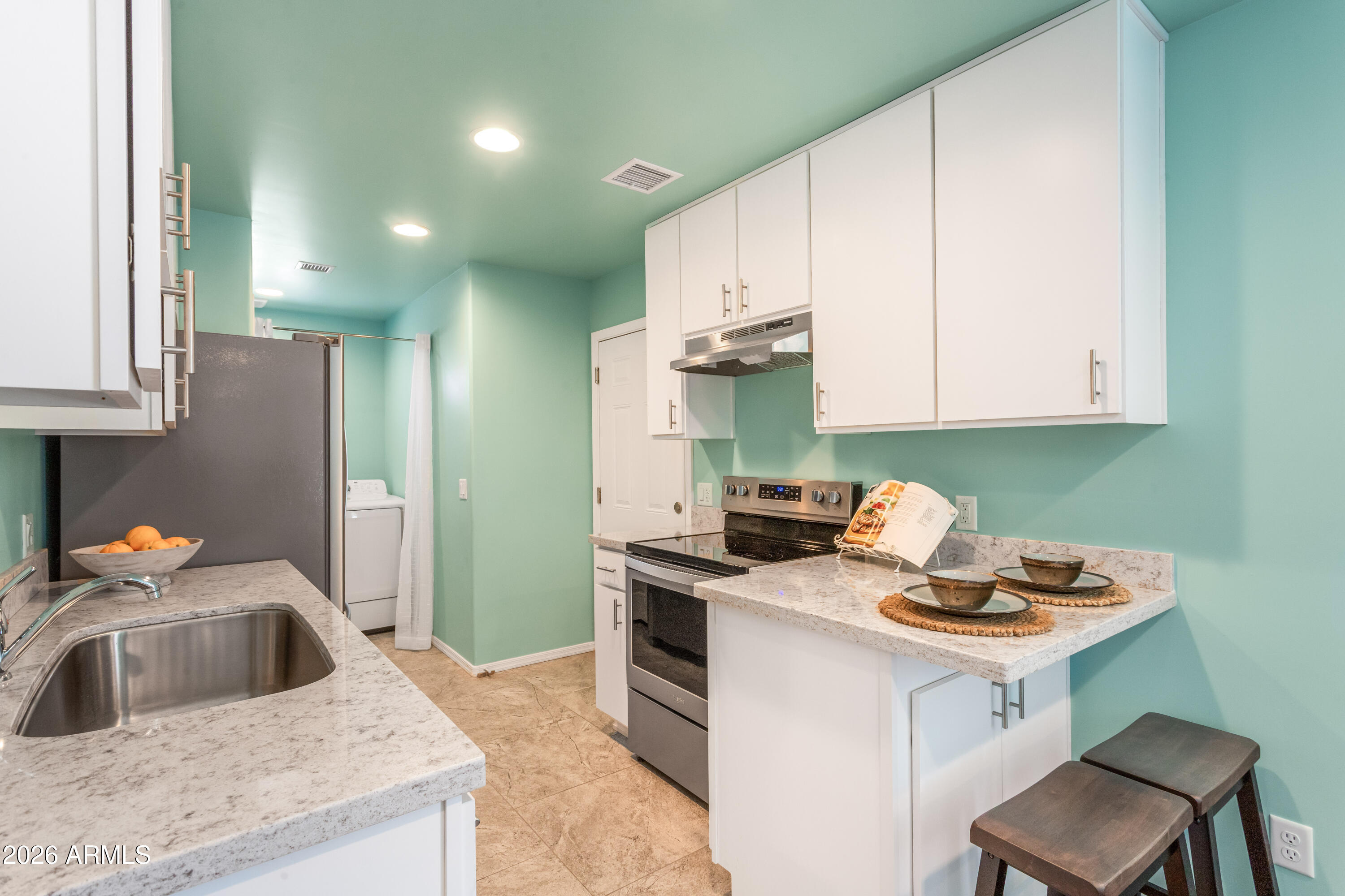 SUMMIT MEADOWS - Residential