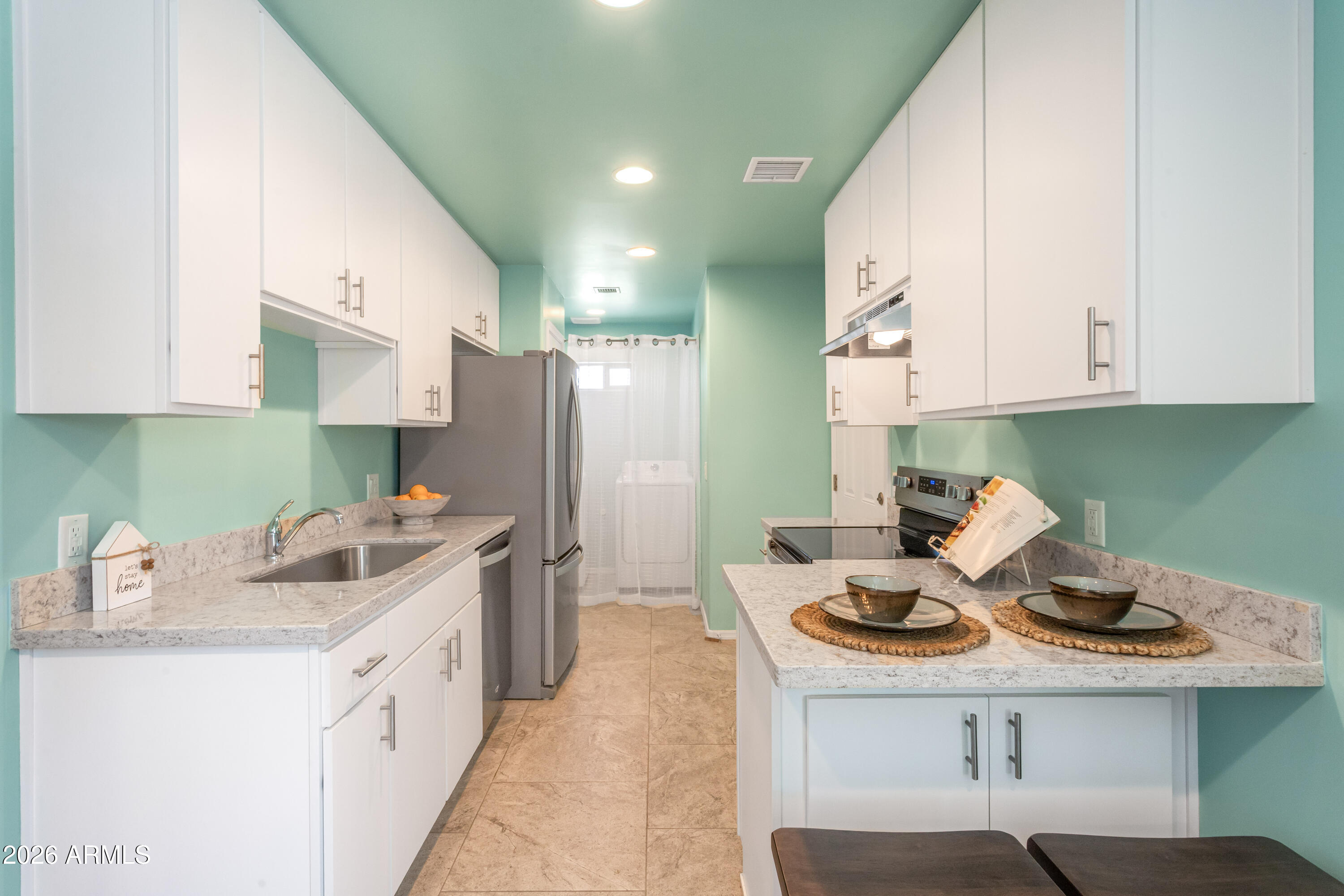 SUMMIT MEADOWS - Residential