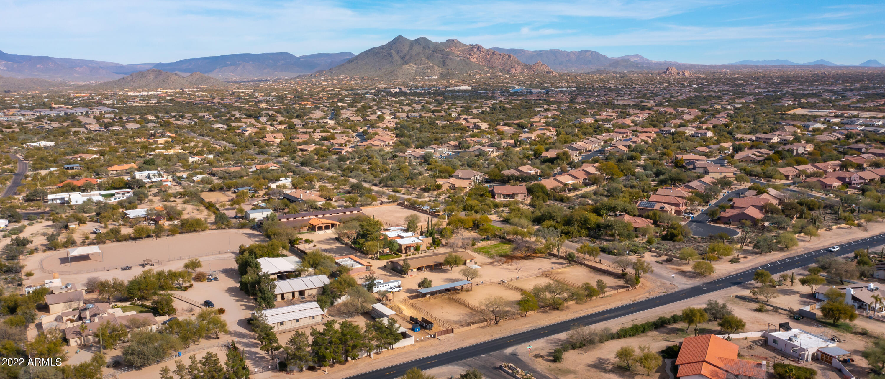 CUSTOM RANCH ESTATE - Residential