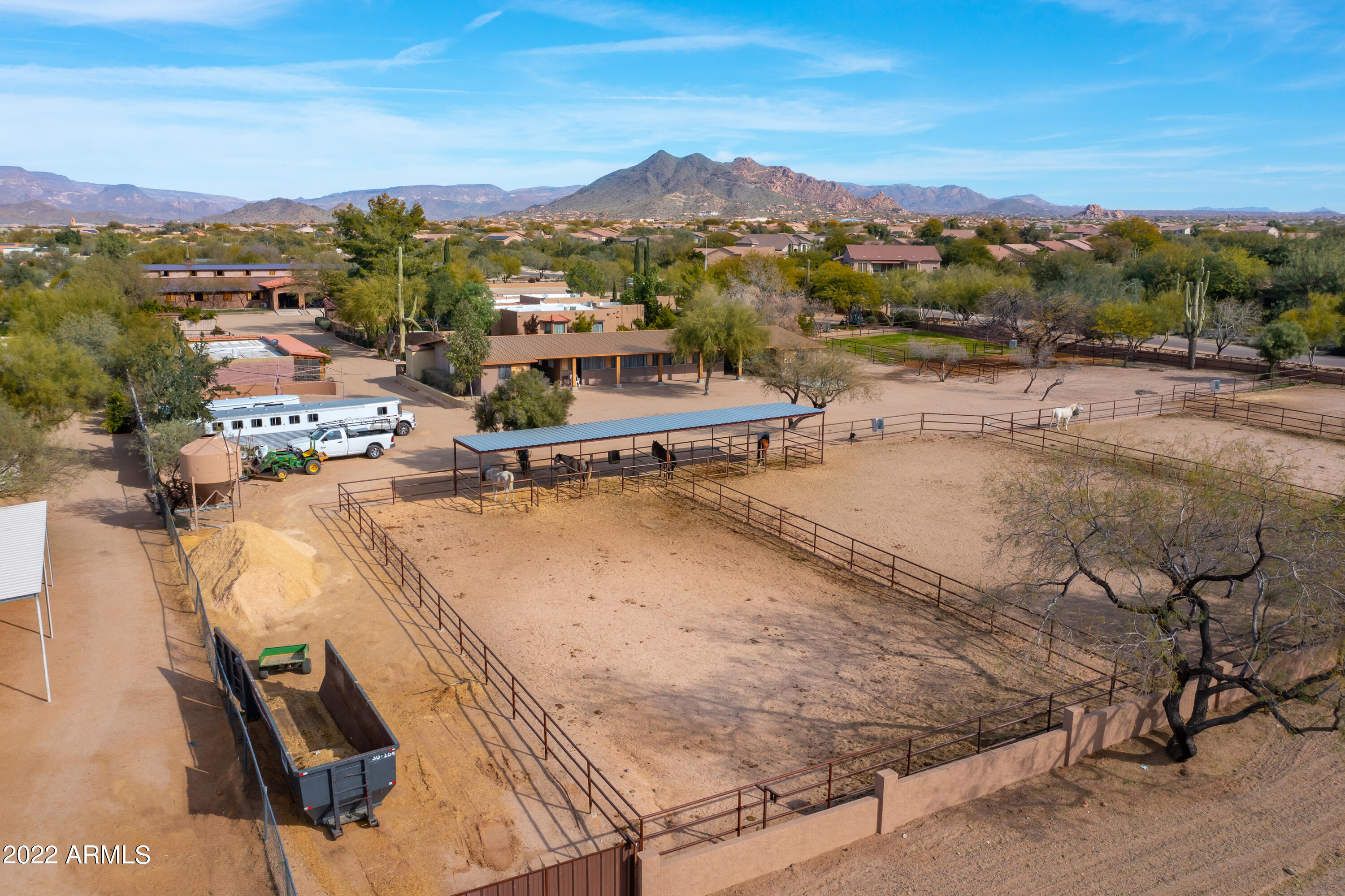 CUSTOM RANCH ESTATE - Residential
