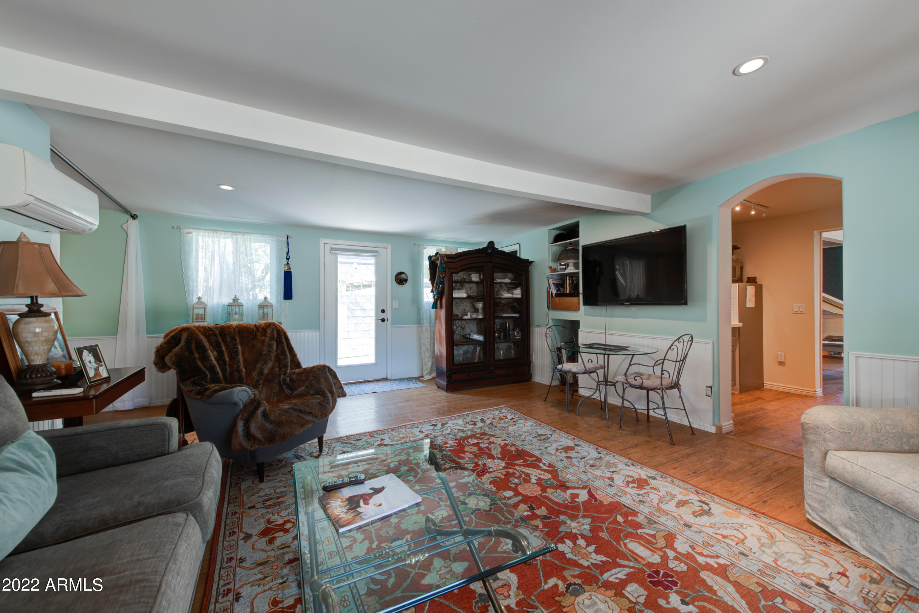 CUSTOM RANCH ESTATE - Residential