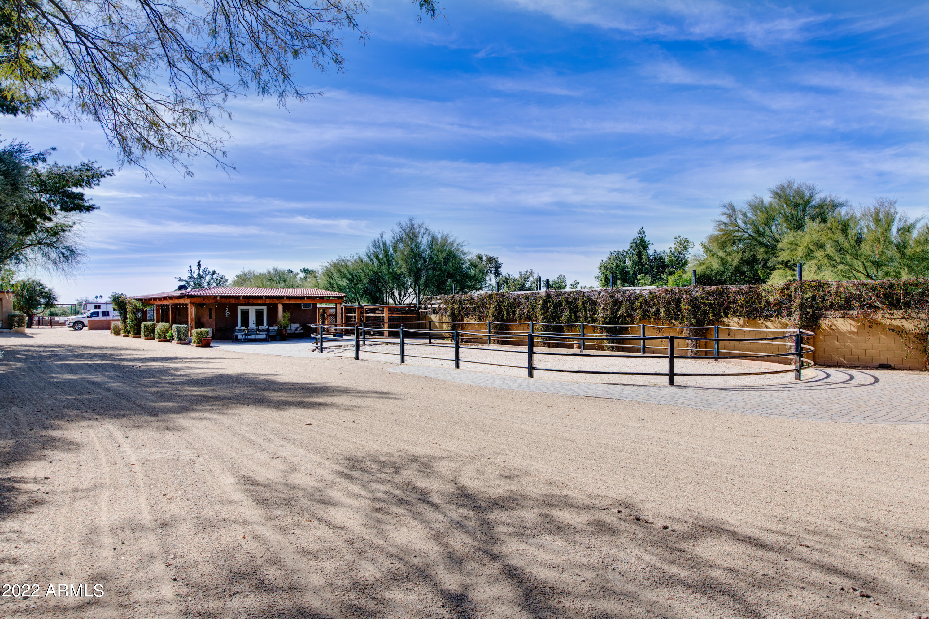 CUSTOM RANCH ESTATE - Residential