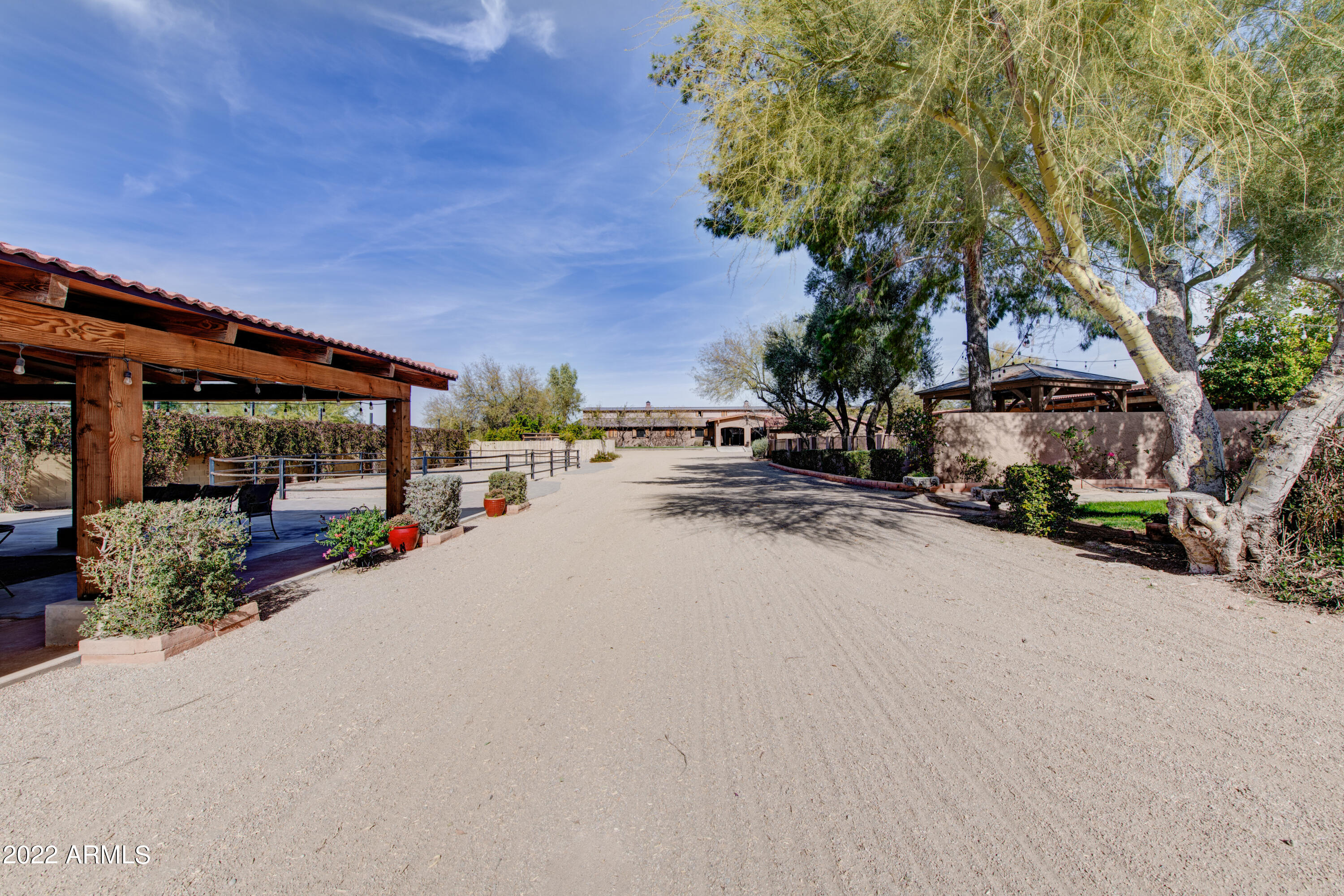 CUSTOM RANCH ESTATE - Residential