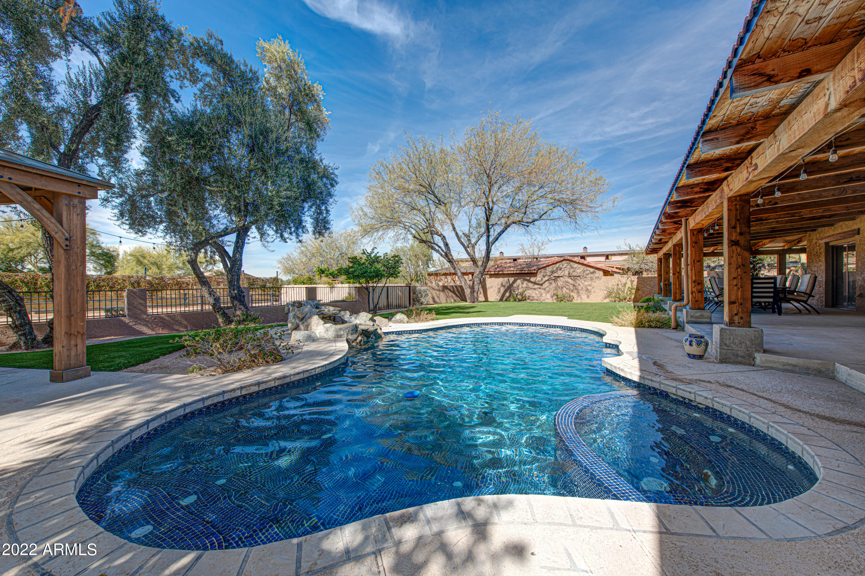 CUSTOM RANCH ESTATE - Residential