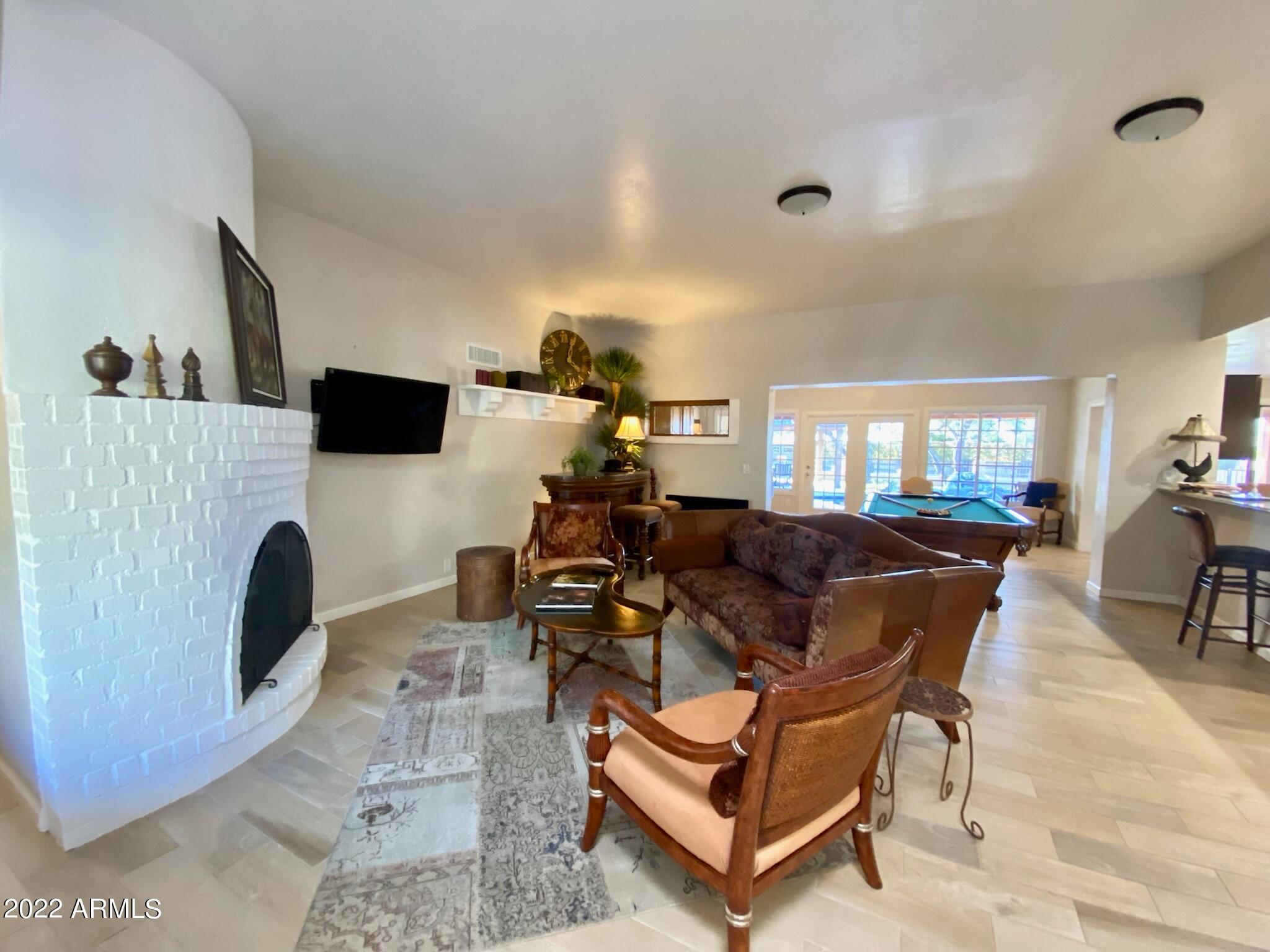 CUSTOM RANCH ESTATE - Residential