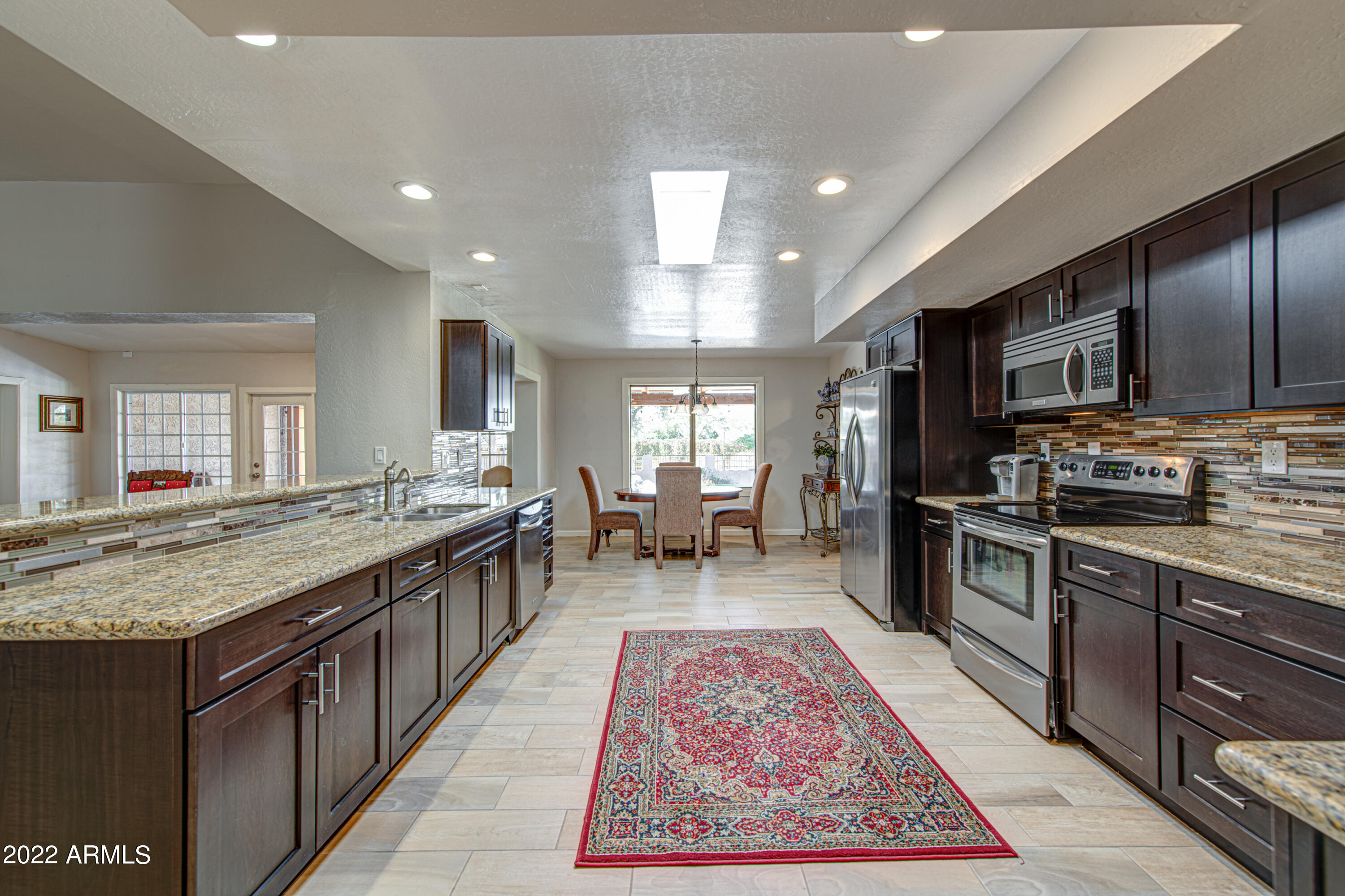 CUSTOM RANCH ESTATE - Residential