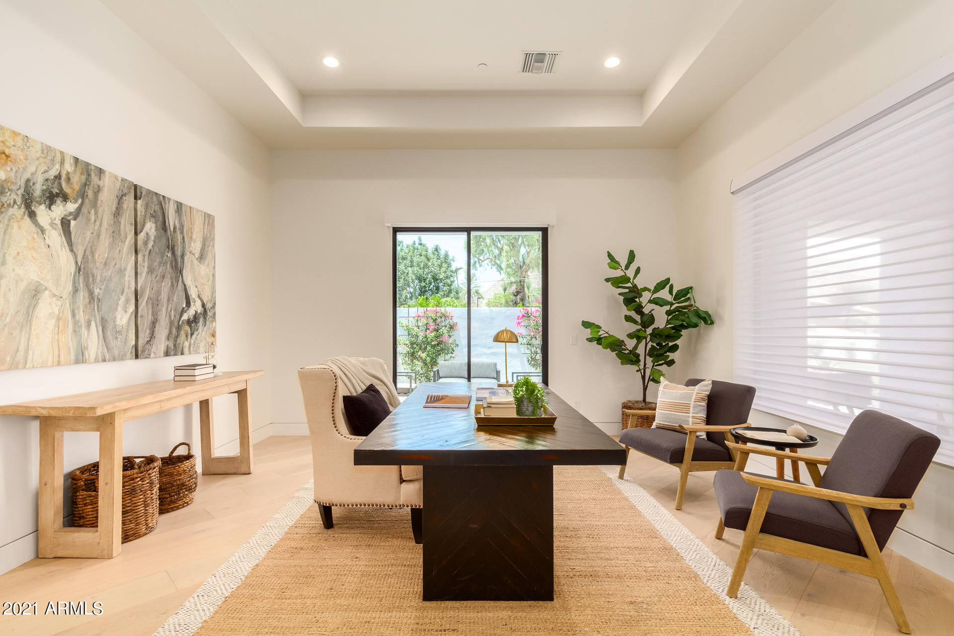 ARCADIA BLK 20 - Residential