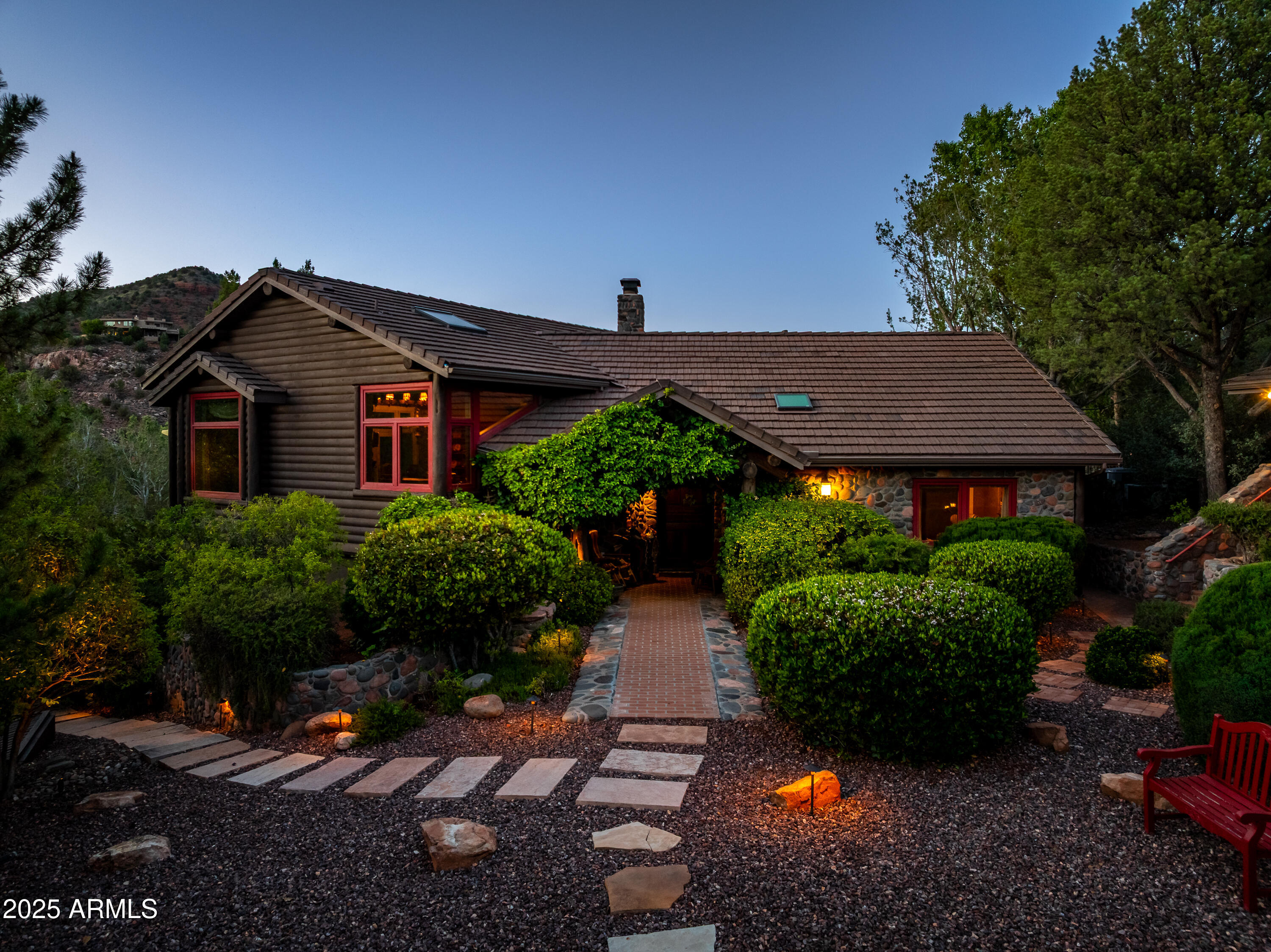 BACK O BEYOND - Residential