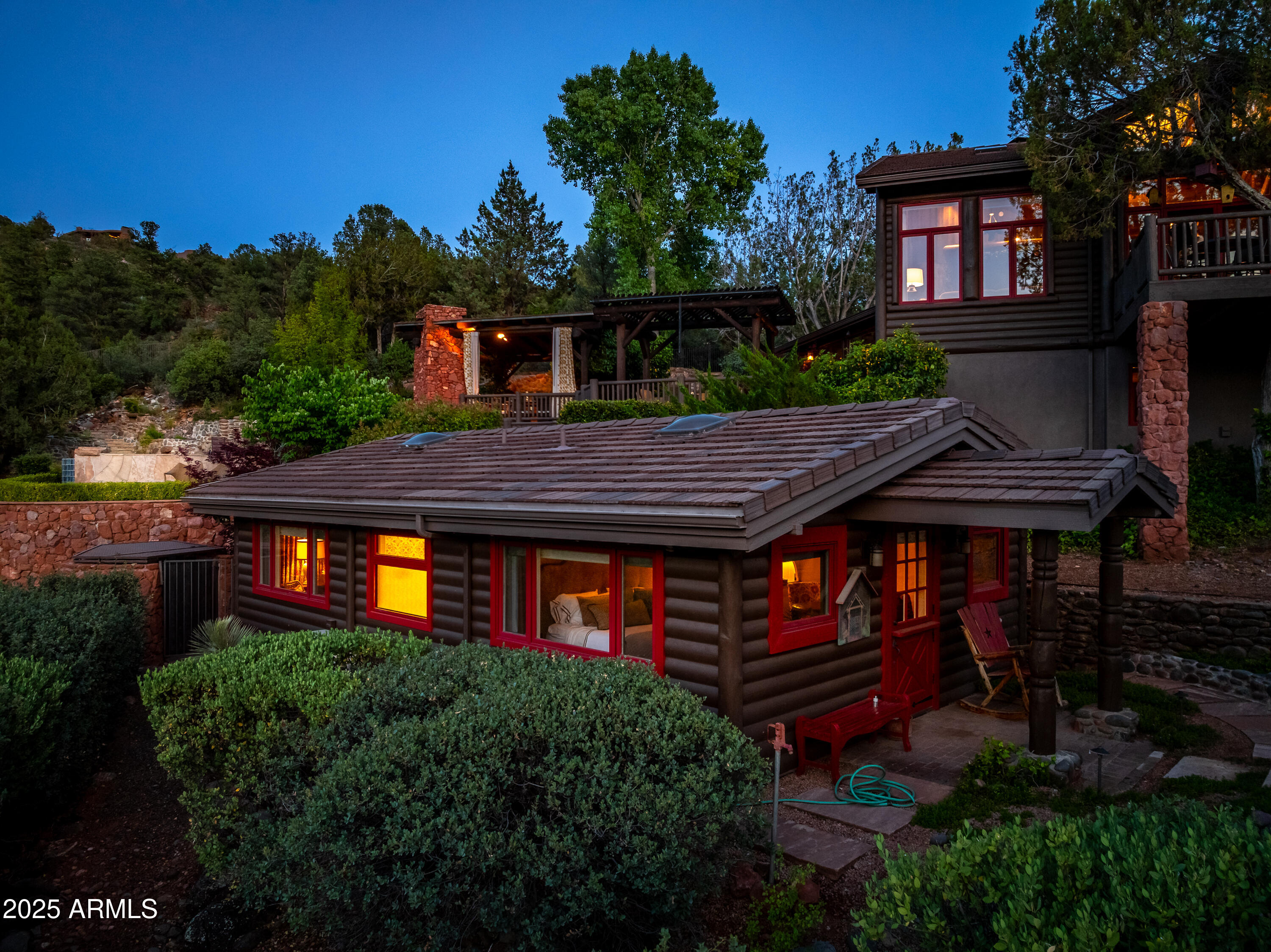 BACK O BEYOND - Residential