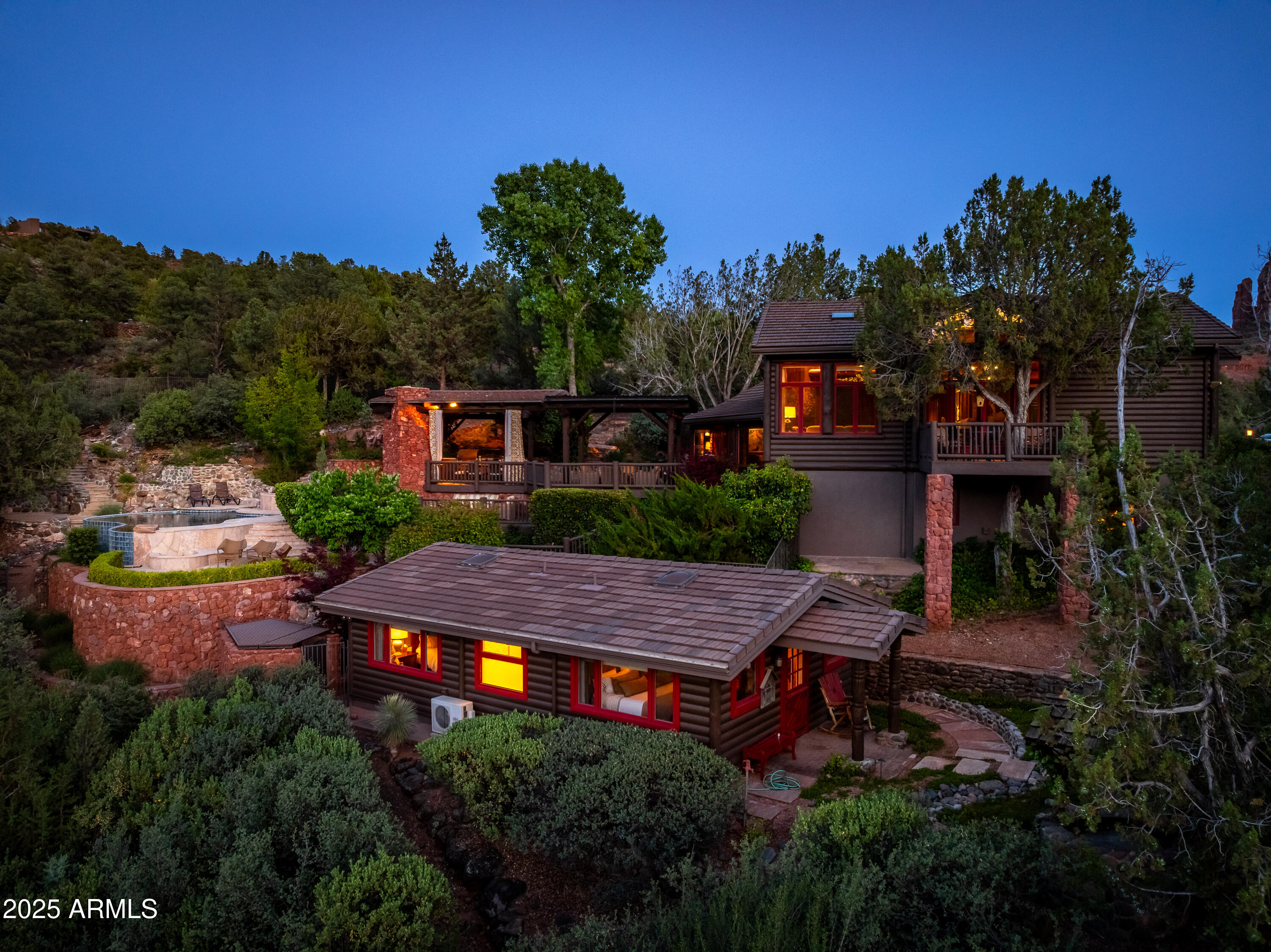 BACK O BEYOND - Residential