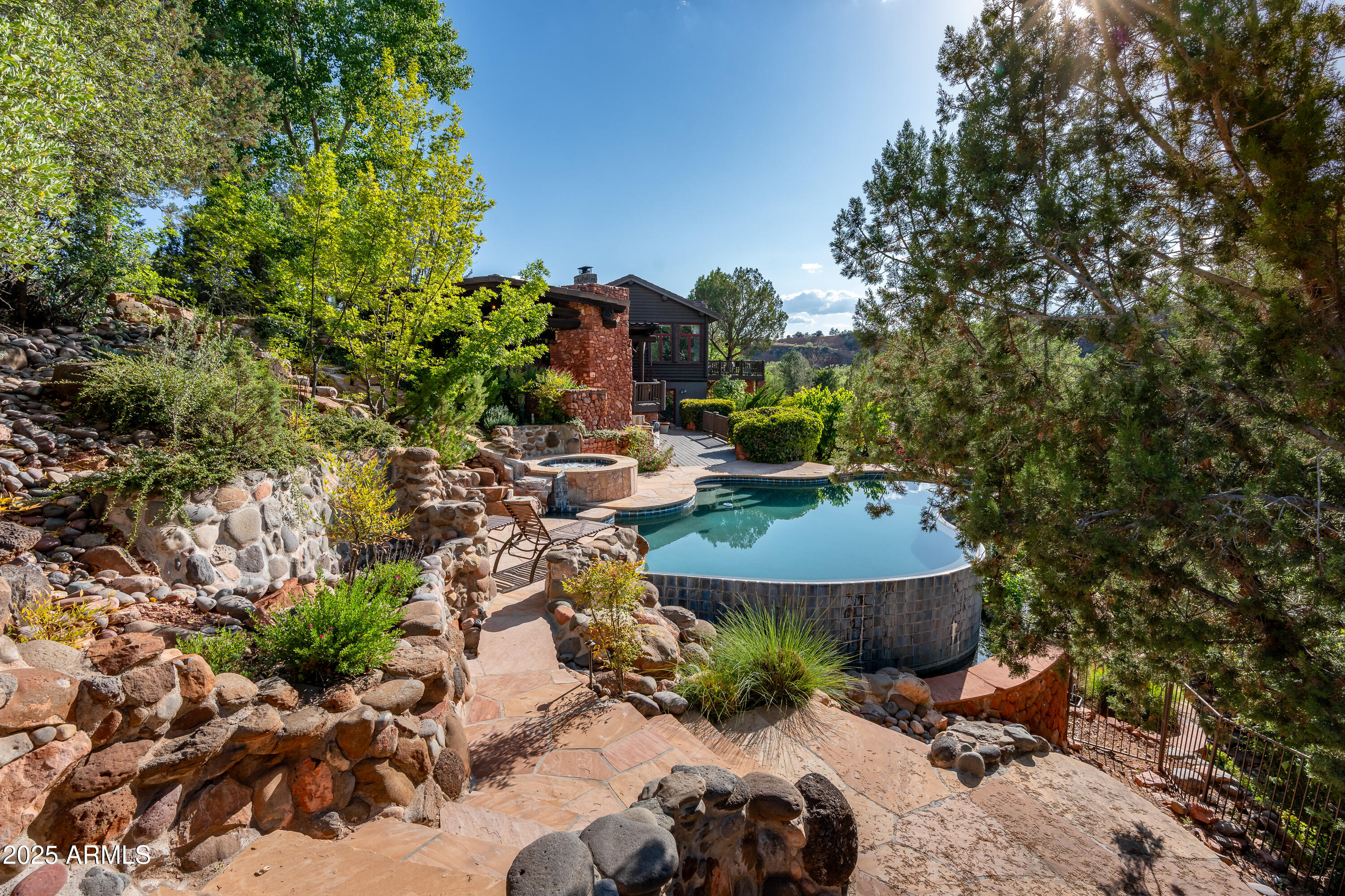 BACK O BEYOND - Residential