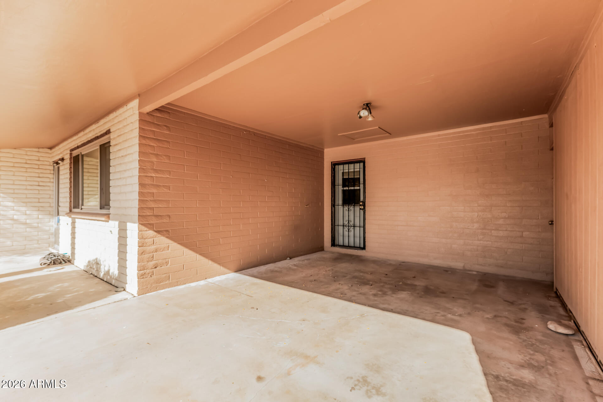 APACHE VILLA - Residential