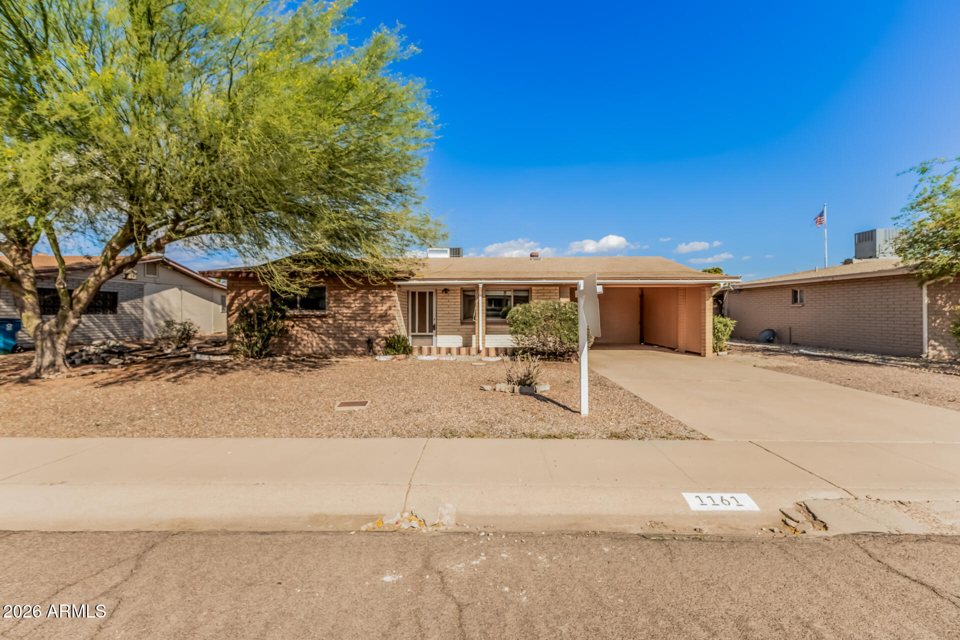 APACHE VILLA - Residential