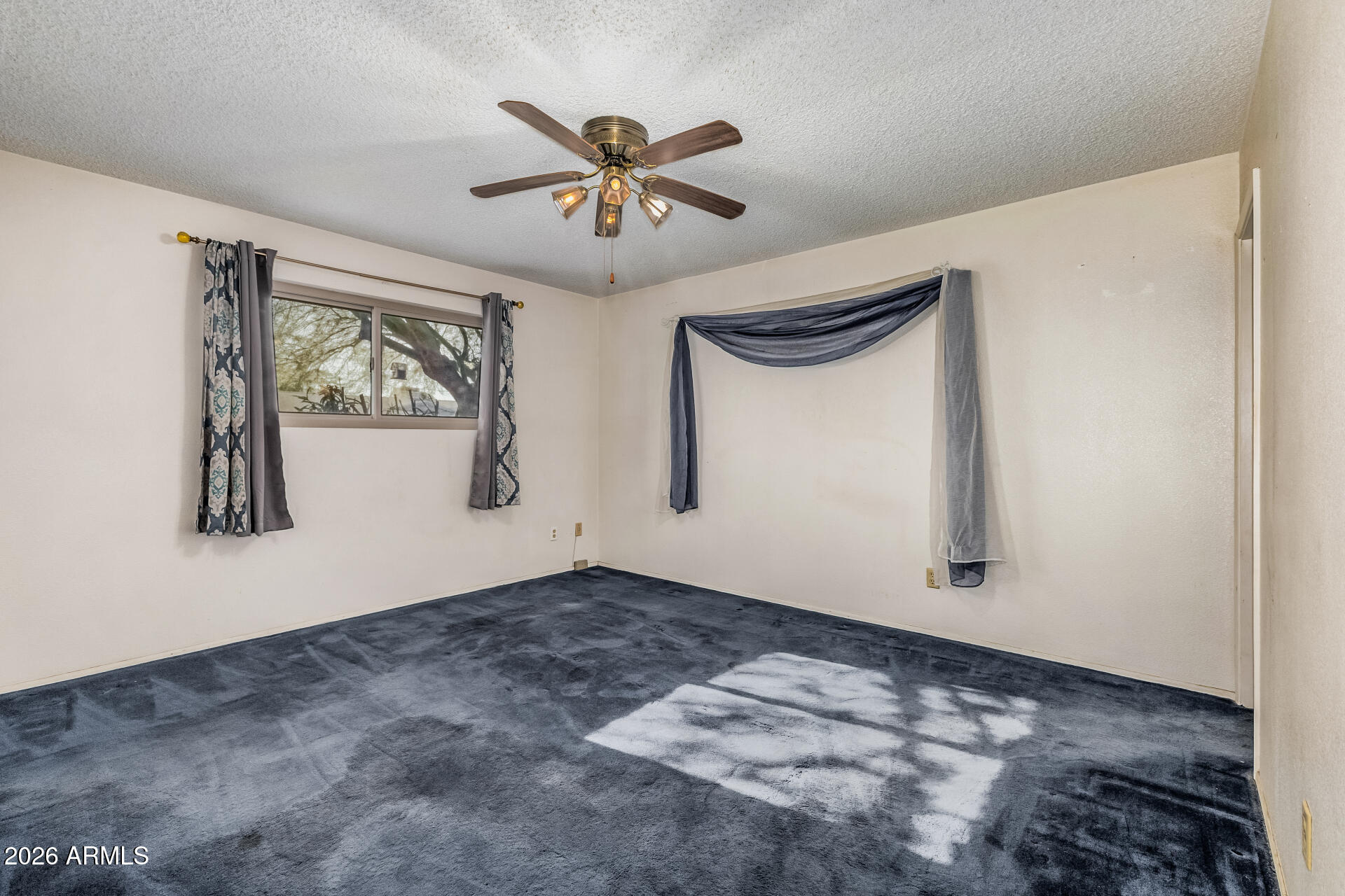 APACHE VILLA - Residential