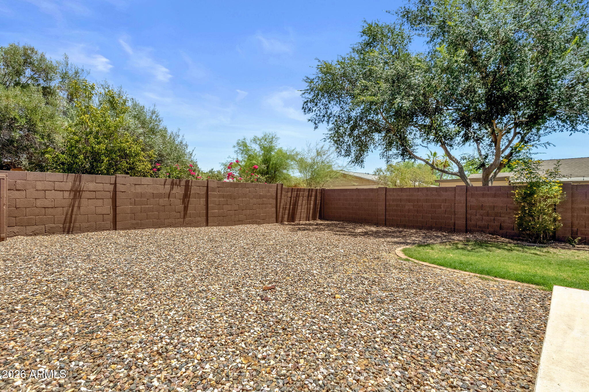SCOTTSDALE VISTA - Residential