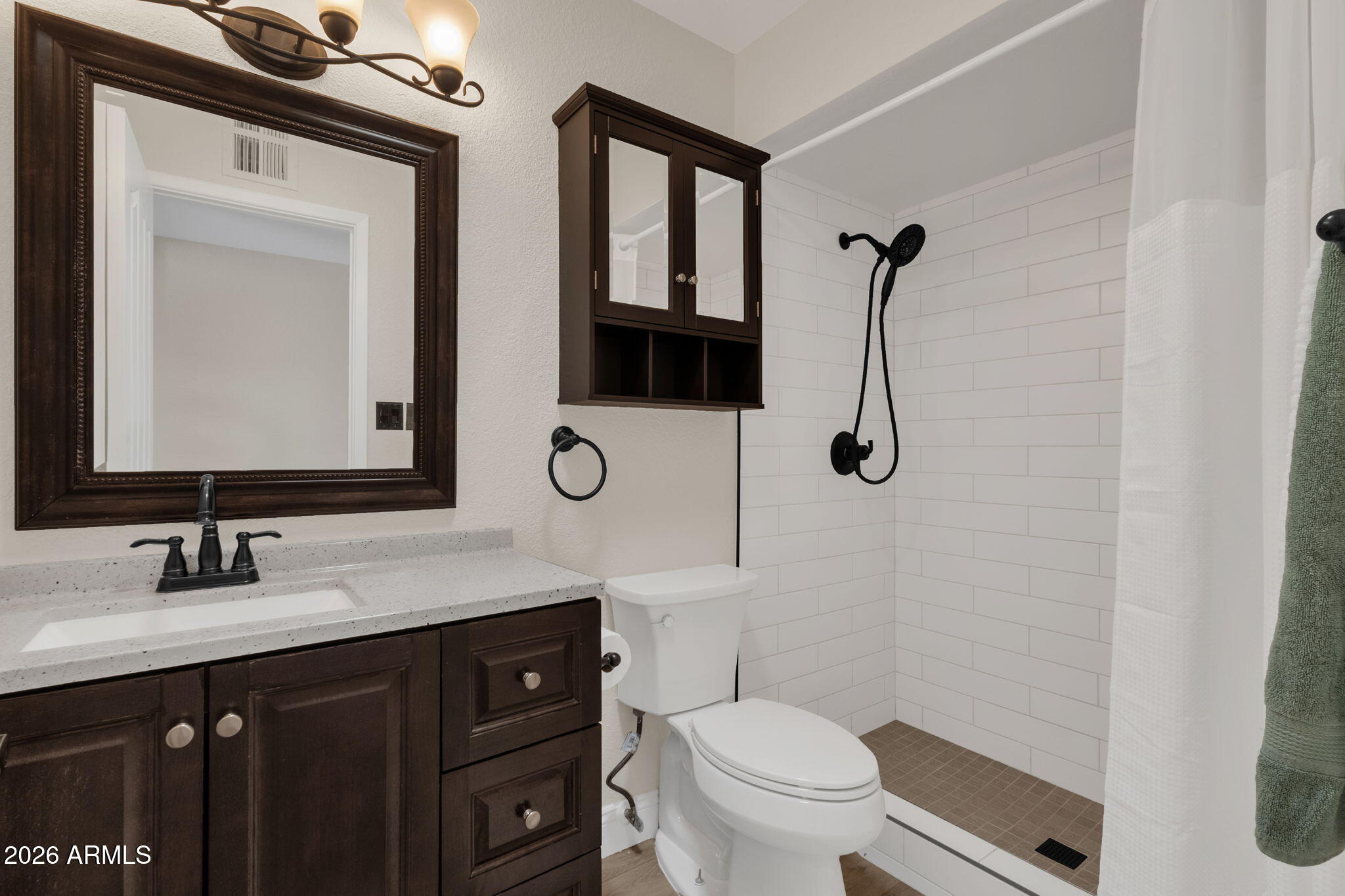 SCOTTSDALE VISTA - Residential