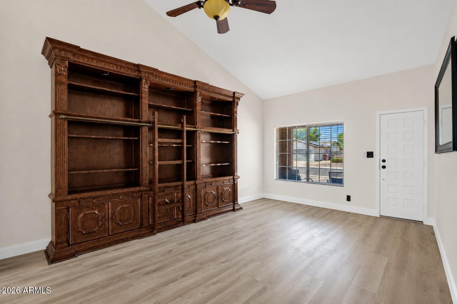 SCOTTSDALE VISTA - Residential