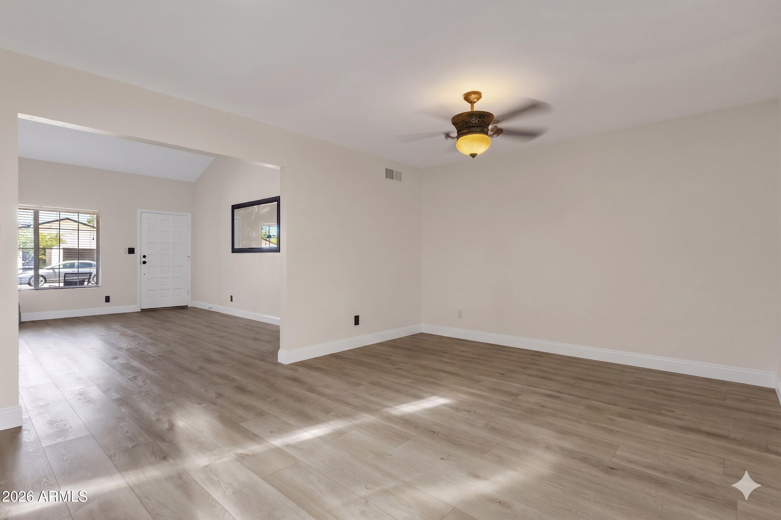 SCOTTSDALE VISTA - Residential