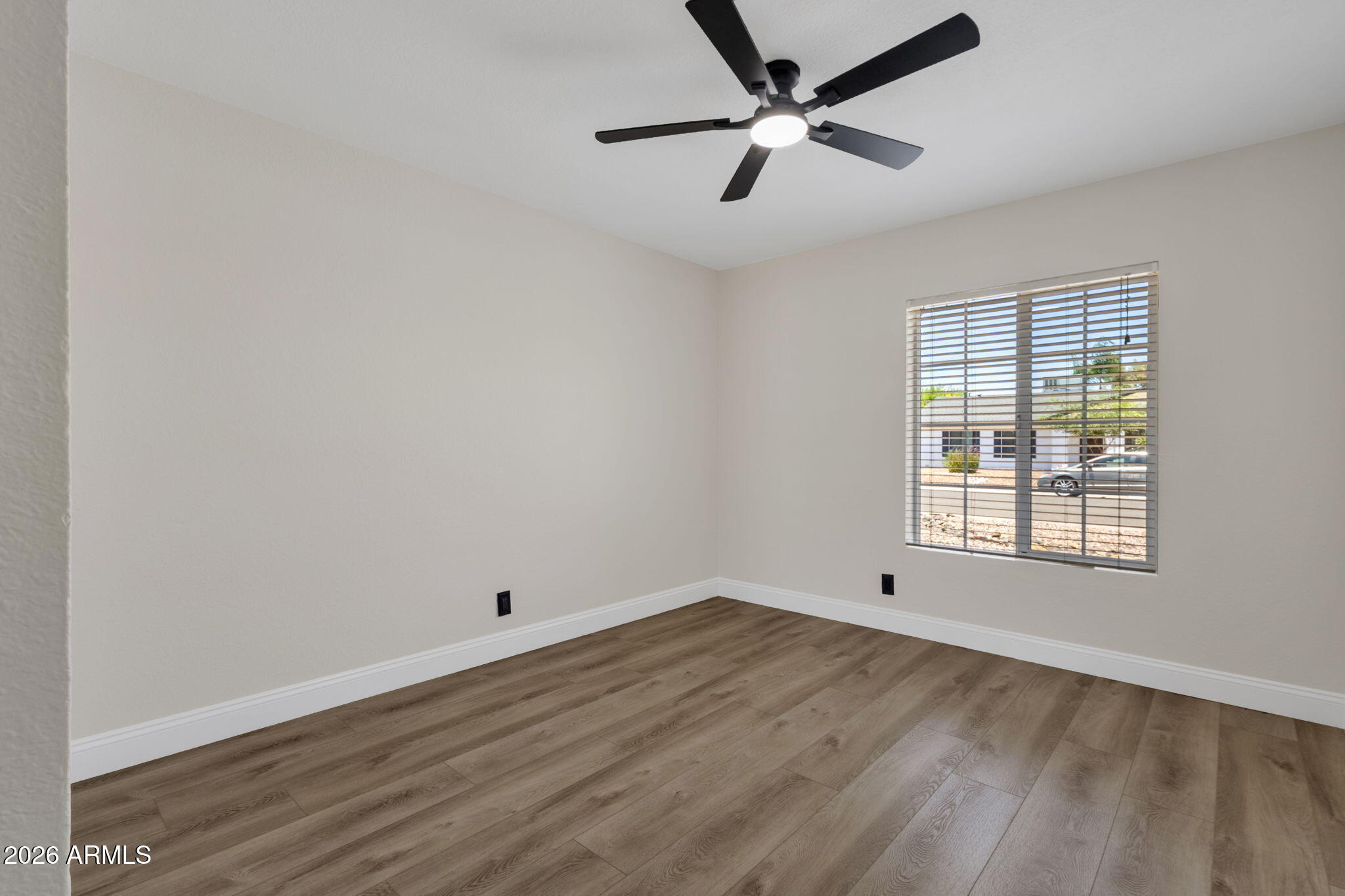 SCOTTSDALE VISTA - Residential