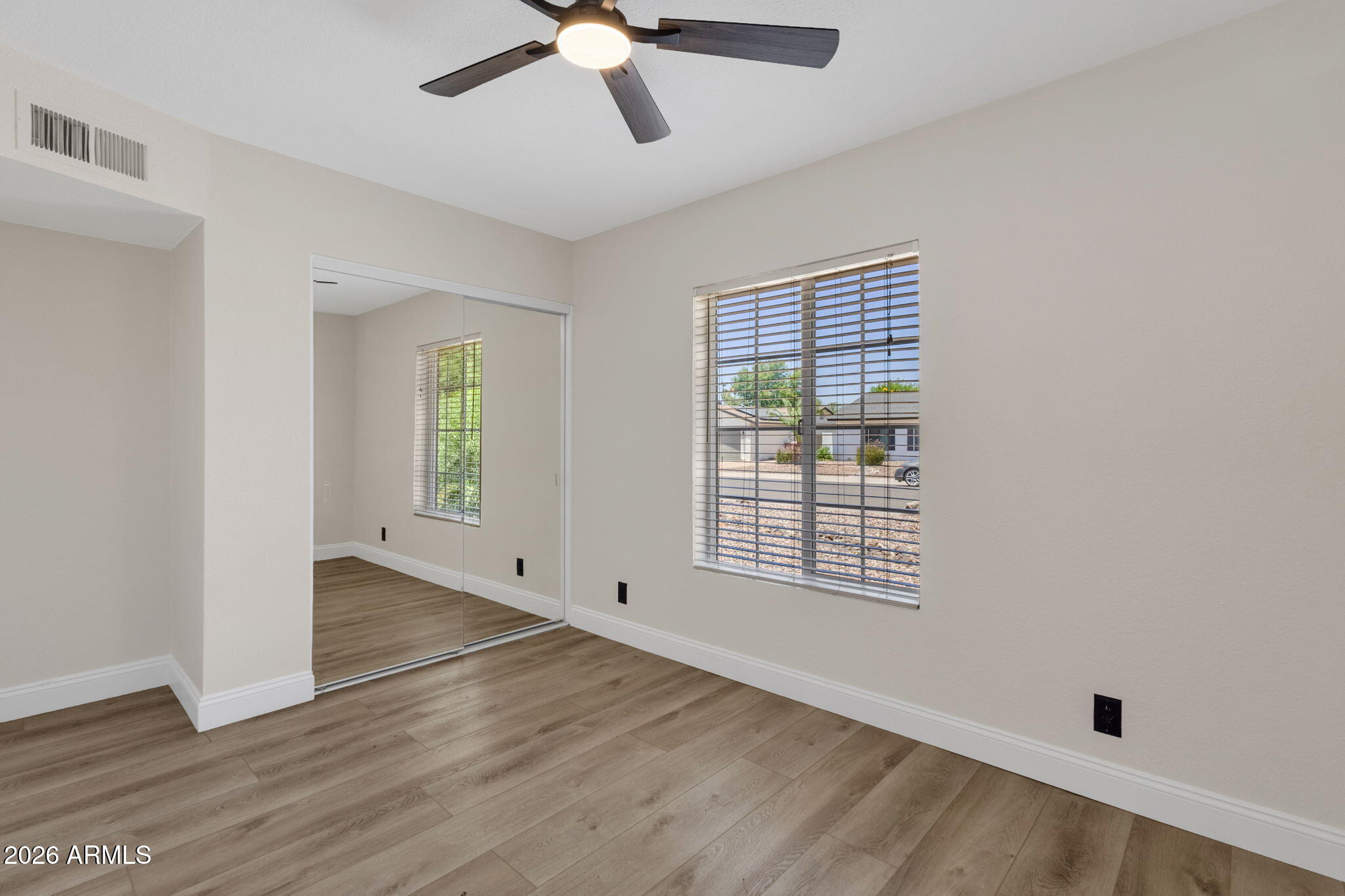 SCOTTSDALE VISTA - Residential