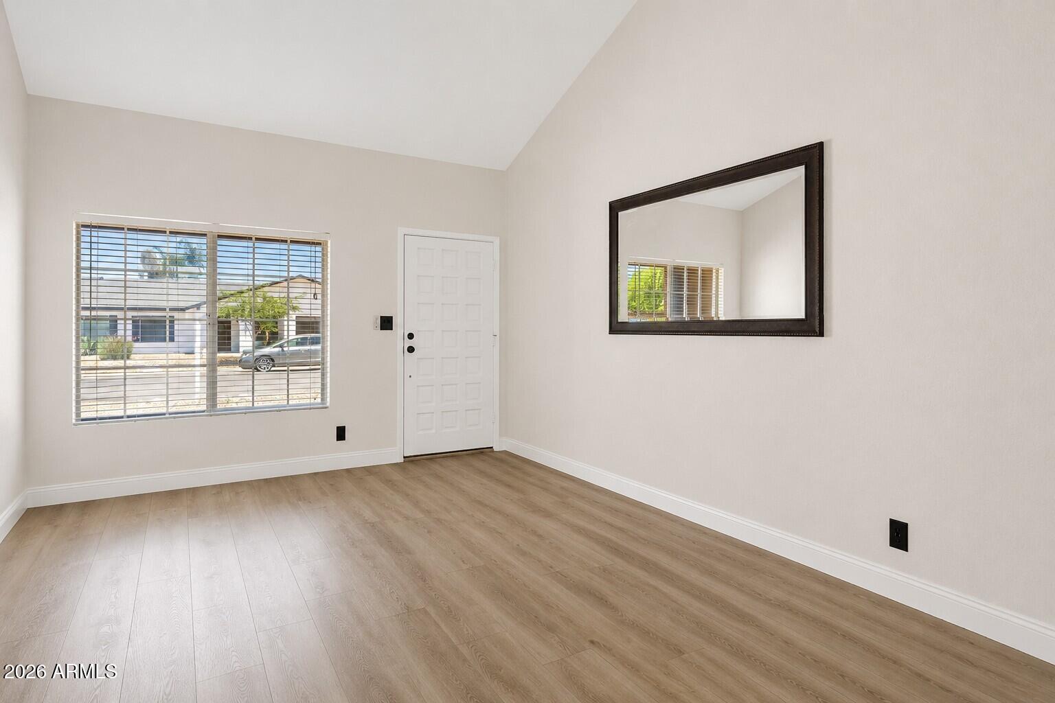 SCOTTSDALE VISTA - Residential