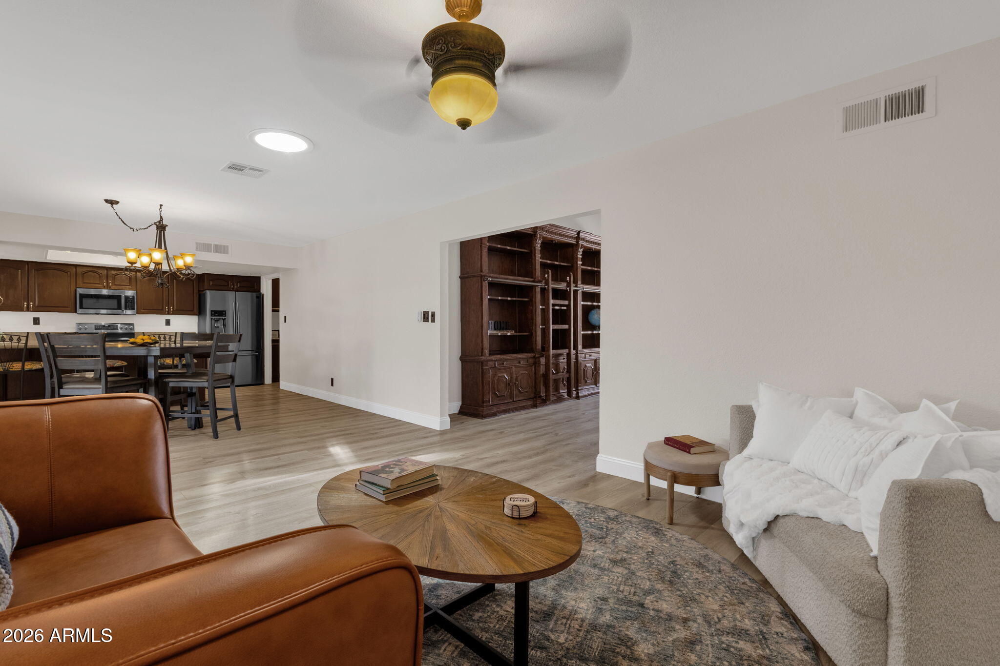 SCOTTSDALE VISTA - Residential