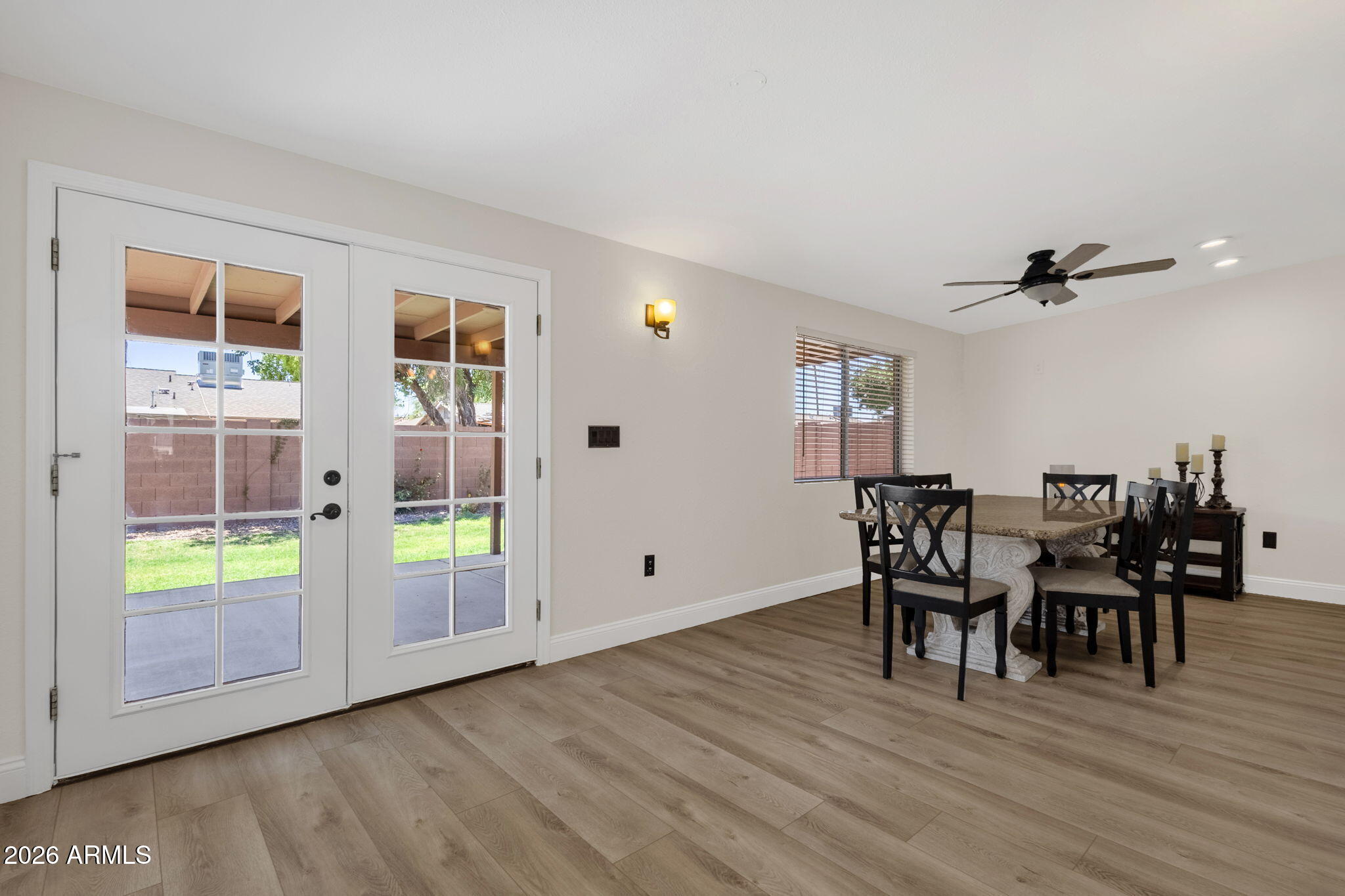 SCOTTSDALE VISTA - Residential