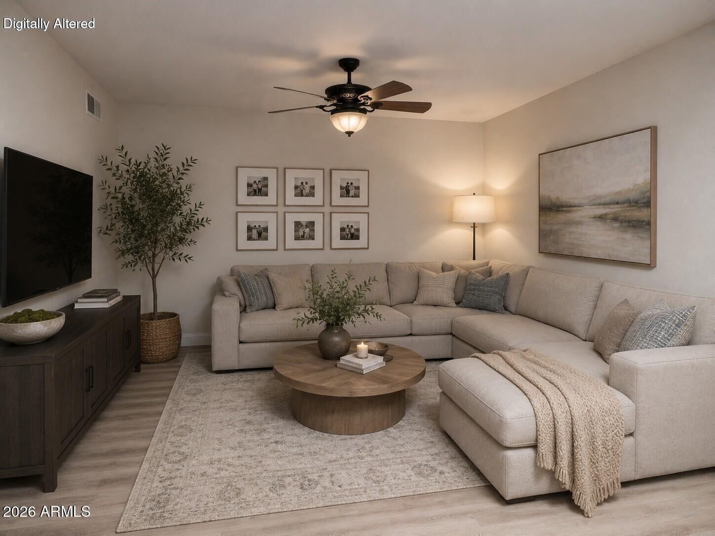SCOTTSDALE VISTA - Residential