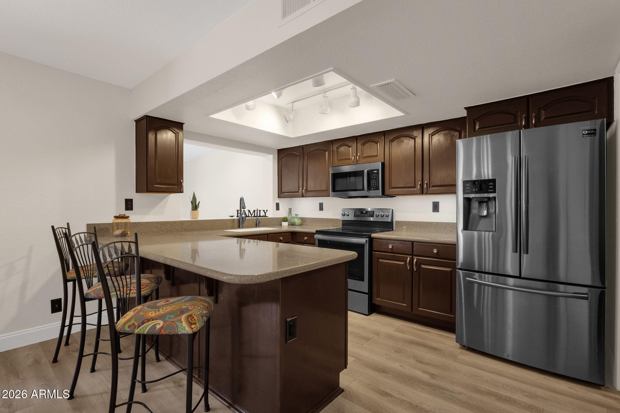 SCOTTSDALE VISTA - Residential