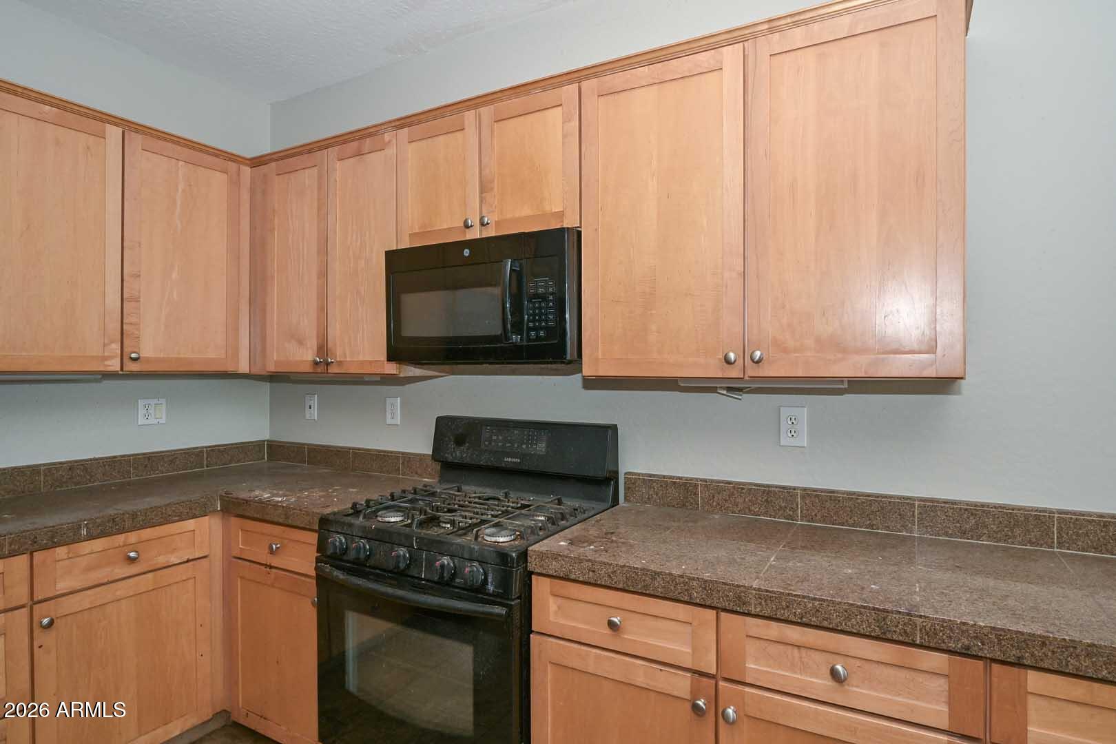 ANTHEM COUNTRY CLUB - Residential